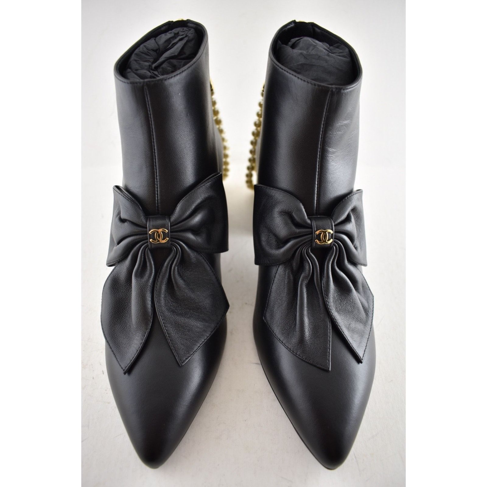 Chanel Chanel Black Lambskin Pearl CC Bow Ankle Boots 38 Size US 7 / IT 37 - 12 Thumbnail