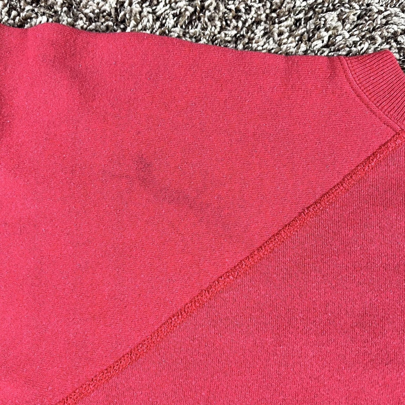 Hanes VINTAGE Hanes Her Way Red Raglan Crewneck Sweatshirt Women’s XL 90s Hanes Her Way Raglan Crewneck Sweatshirt Women’s XL Red Size XL / US 12-14 / IT 48-50 - 4 Thumbnail