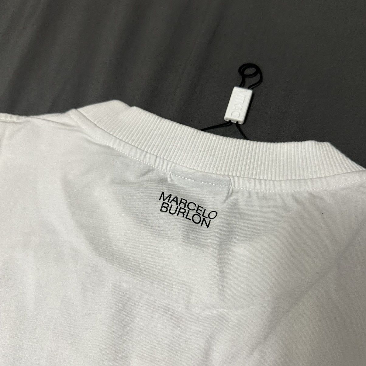 Marcelo Burlon MARCELO WOLF TEE. Size US M / EU 48-50 / 2 - 5 Thumbnail