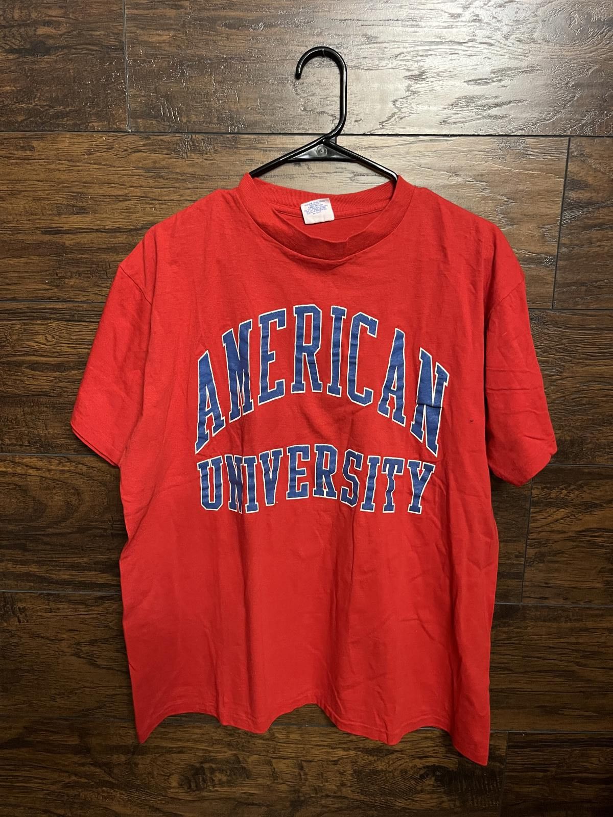 Designer Vintage American University T-shirt Collegecore XL Size US XL / EU 56 / 4 - 1 Thumbnail