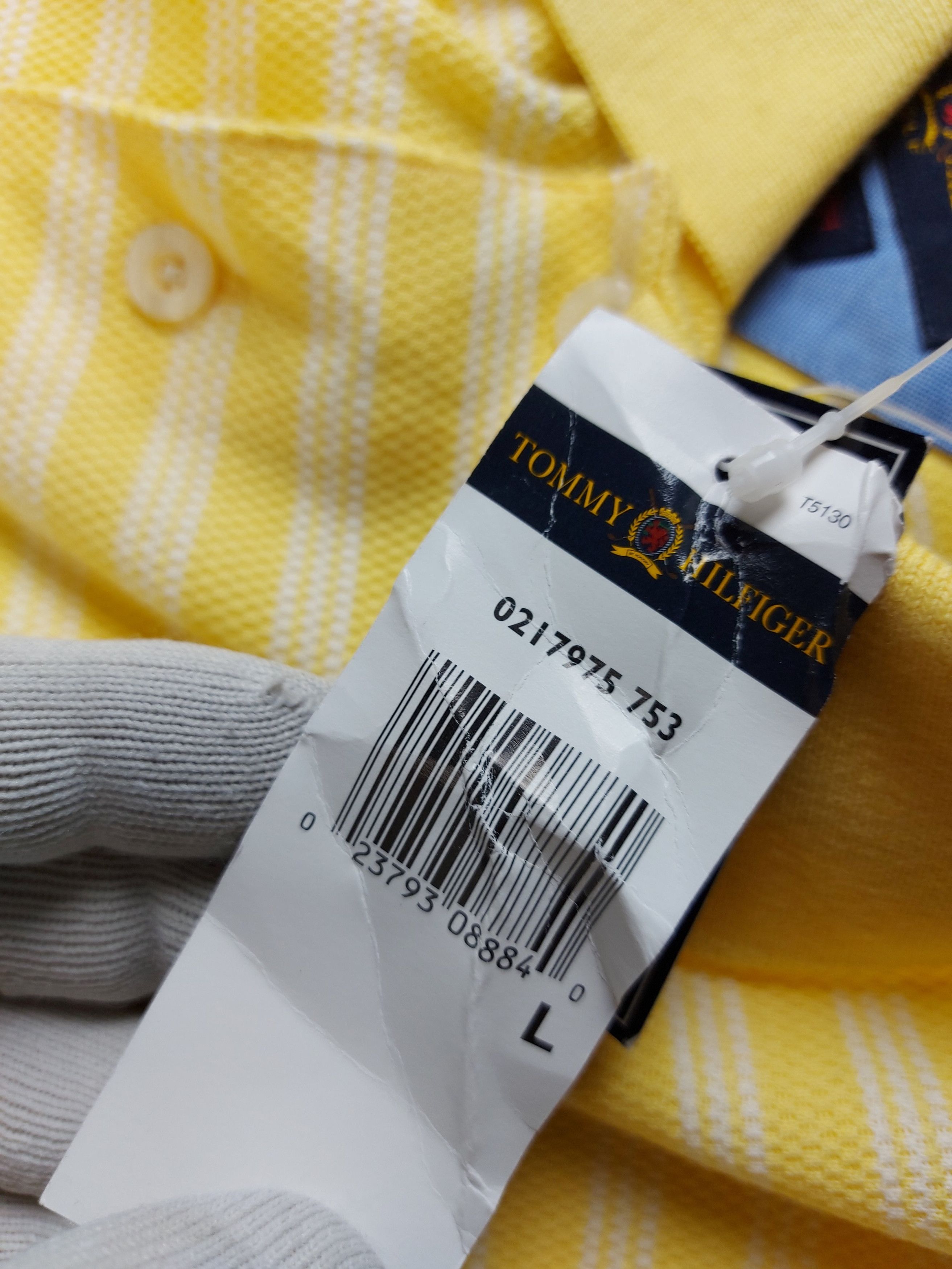 Vintage Vintage Tommy Hilfiger Polo XL Size US XL / EU 56 / 4 - 6 Thumbnail