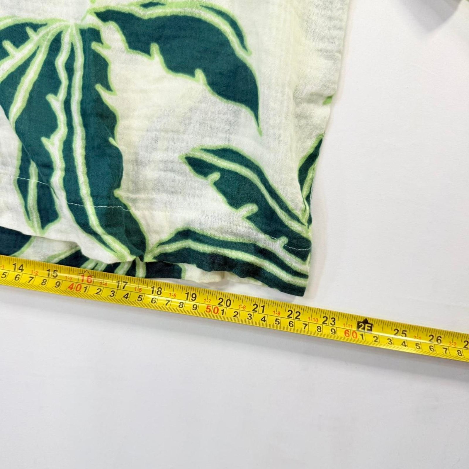 Other NWT Target Green palm leaf print button up shirt Size US L / EU 52-54 / 3 - 5 Thumbnail