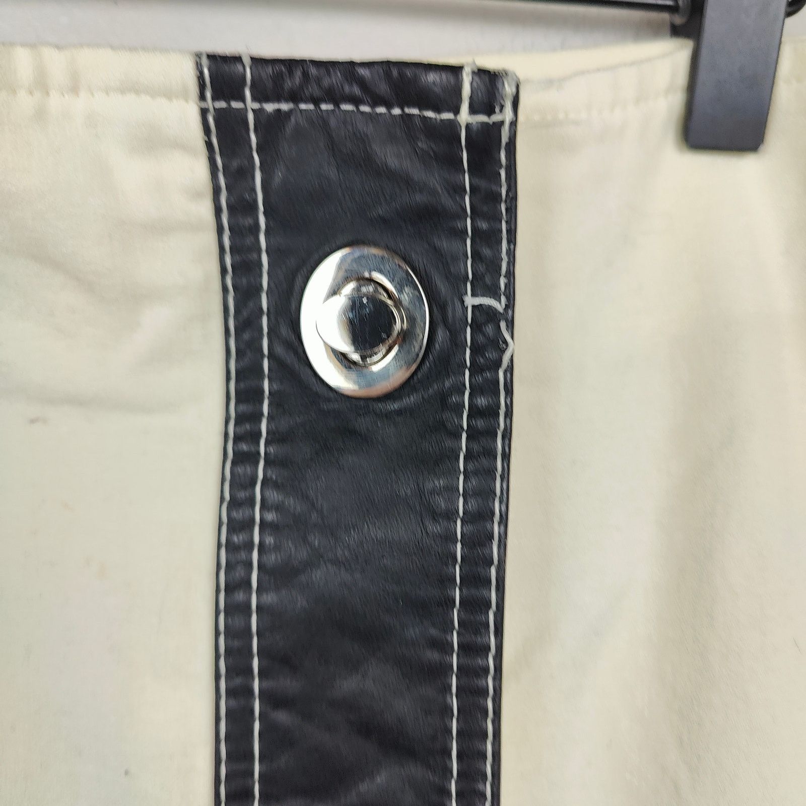 Other Vintage Y2K Michael Michael Kors Leather Swivel Lock Skirt Size 28" / US 6 / IT 42 - 3 Thumbnail