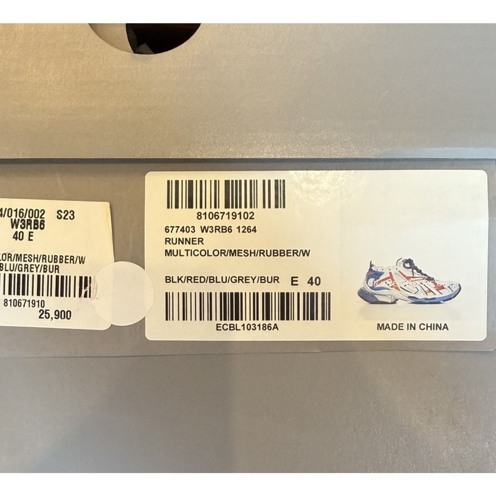 Balenciaga Size 40EU/7US - Balenciaga Runner Grey Red Blue NEW Size US 7 / EU 40 - 10 Thumbnail