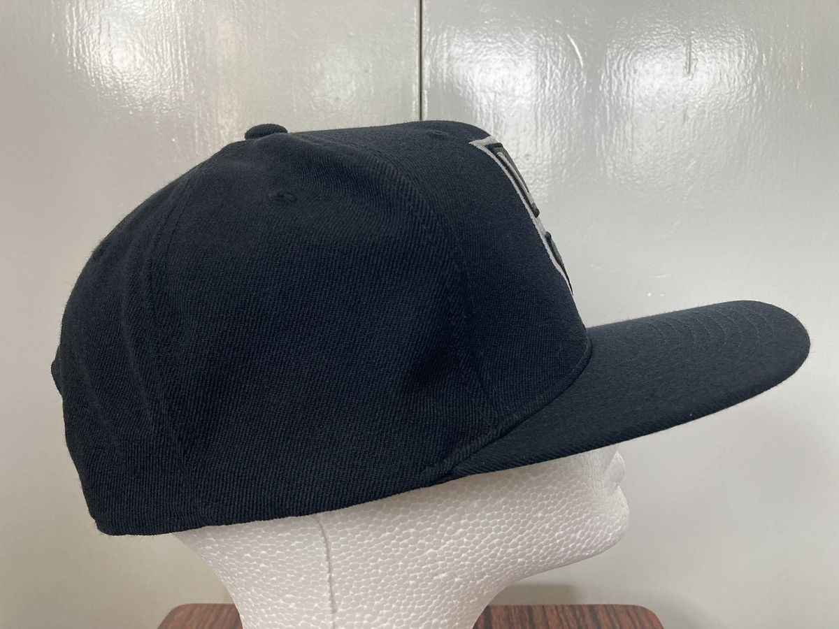 Mitchell & Ness LOS ANGELES KINGS LA MITCHELL & NESS SNAPBACK HAT CAP NHL Size ONE SIZE - 5 Thumbnail