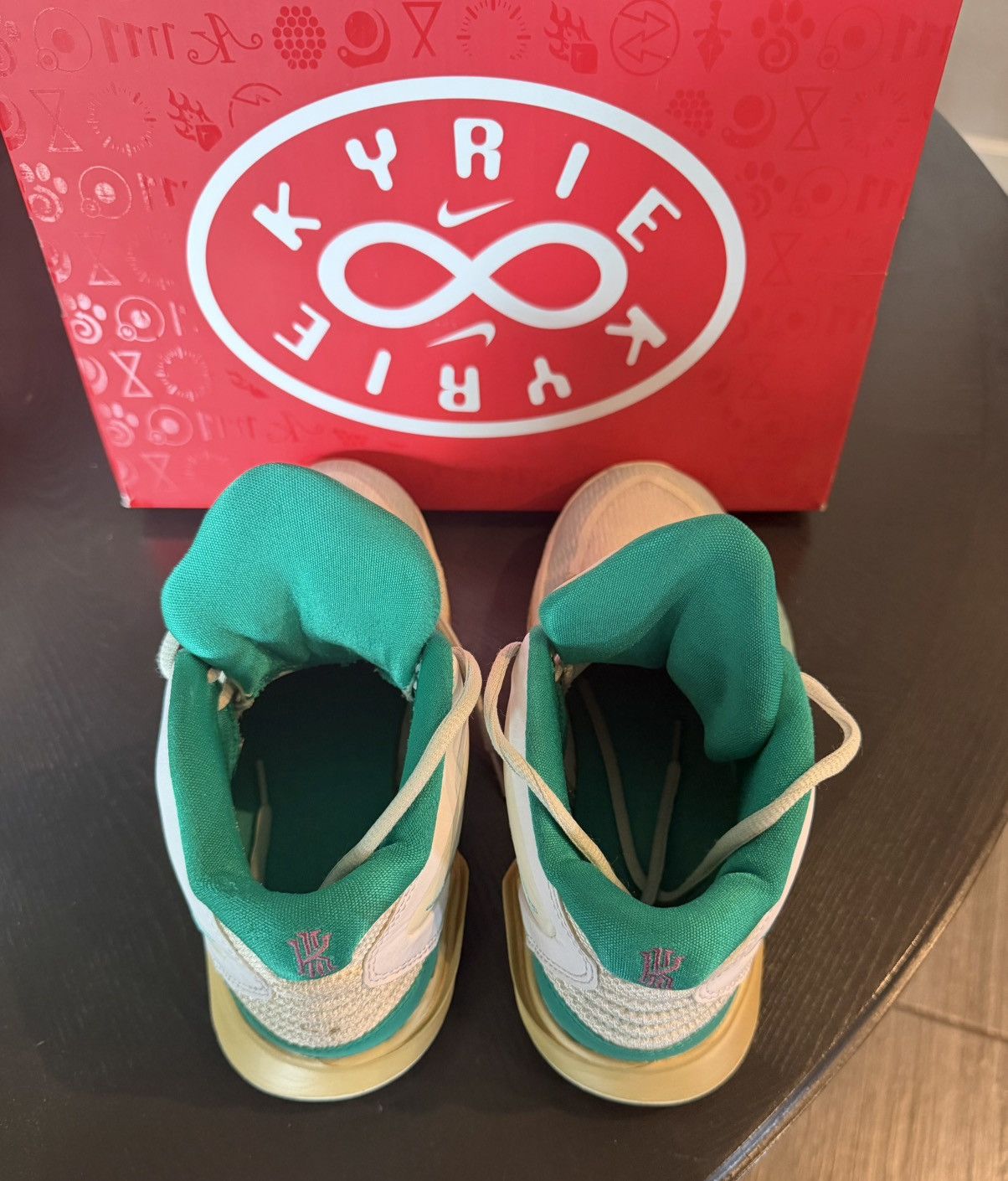 Nike Nike Kyrie Infinity GS Size US 6.5 / EU 39-40 - 2 Thumbnail