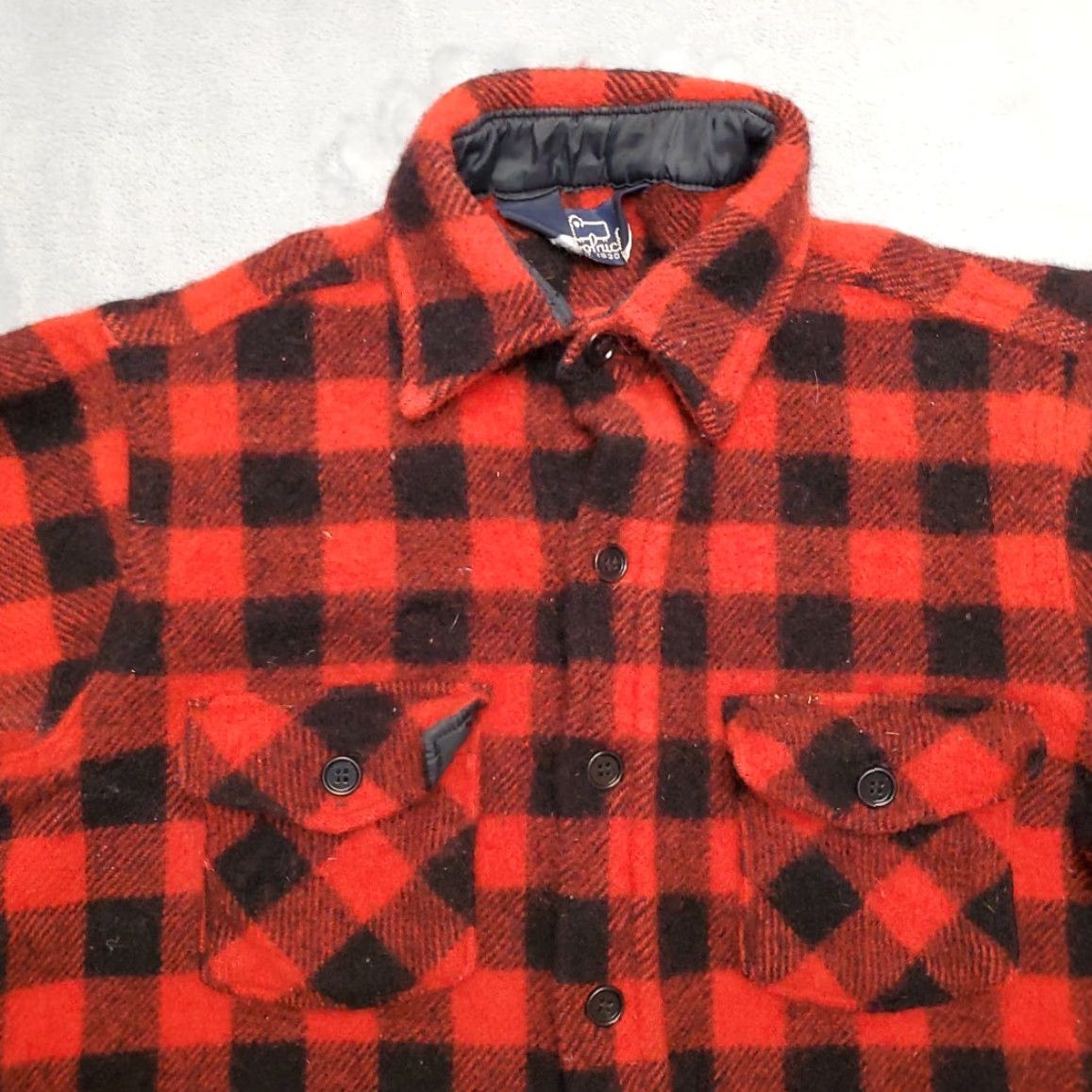 Vintage VINTAGE Woolrich Shirt Mens S Red Buffalo Plaid Wool Button Overshirt Jacket 80s Logger Size US S / EU 44-46 / 1 - 3 Thumbnail