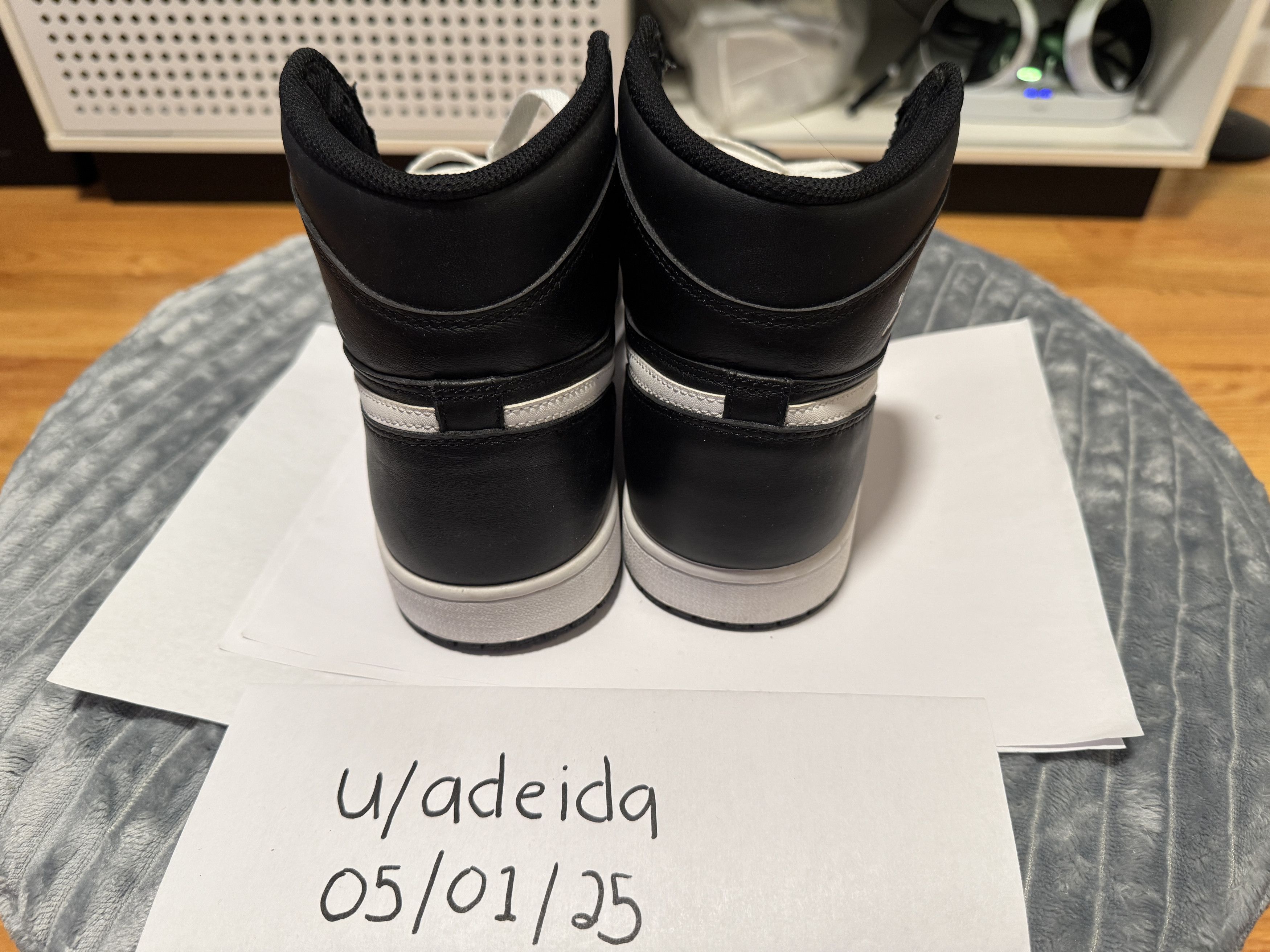 Jordan Brand Air Jordan 1 Yin Yang Size US 10 / EU 43 - 2 Thumbnail