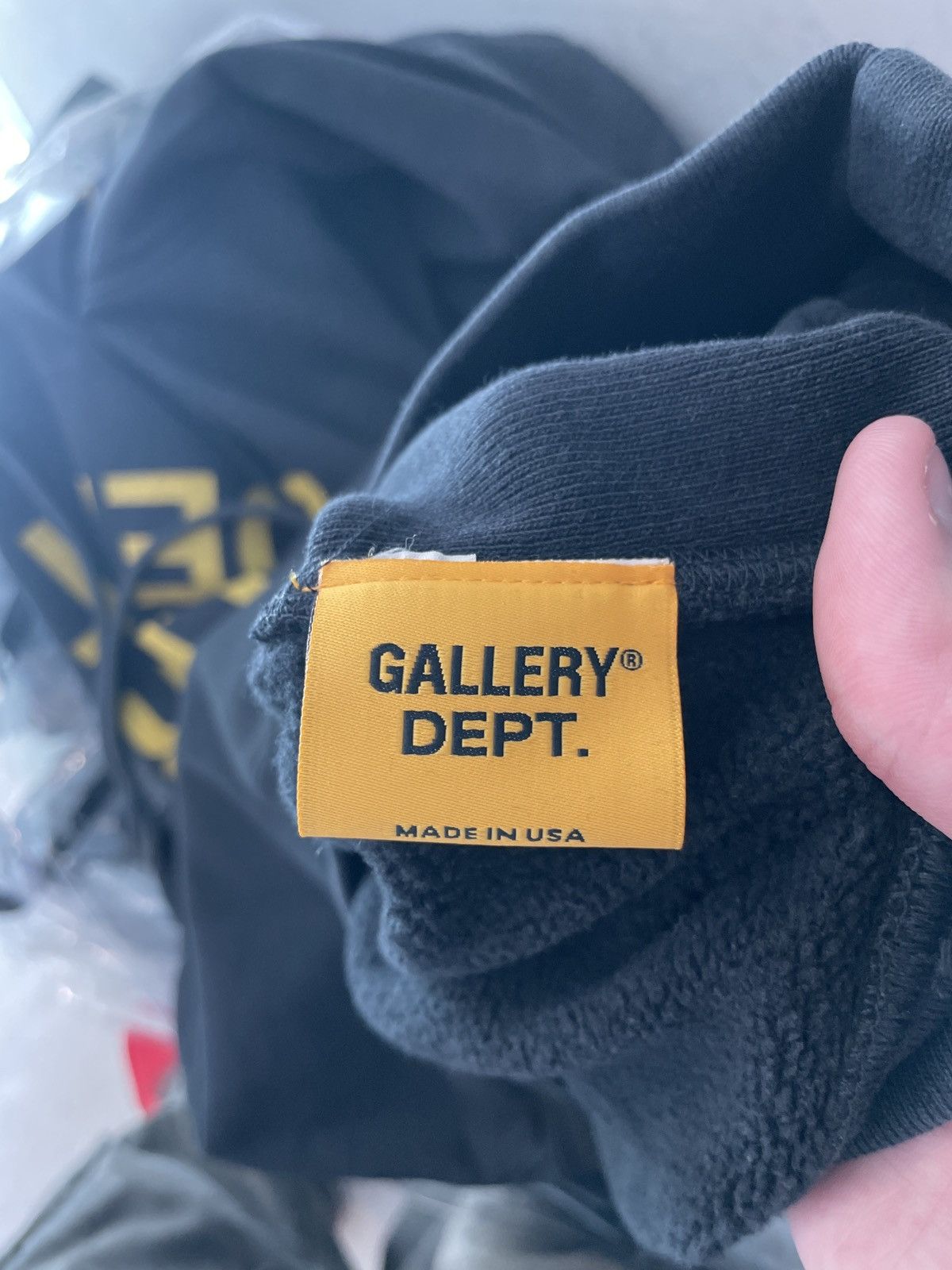 Gallery Dept. Gallery Dept. Yellow Reverse Logo Hooded Sweatshirt Black L Size US L / EU 52-54 / 3 - 6 Thumbnail
