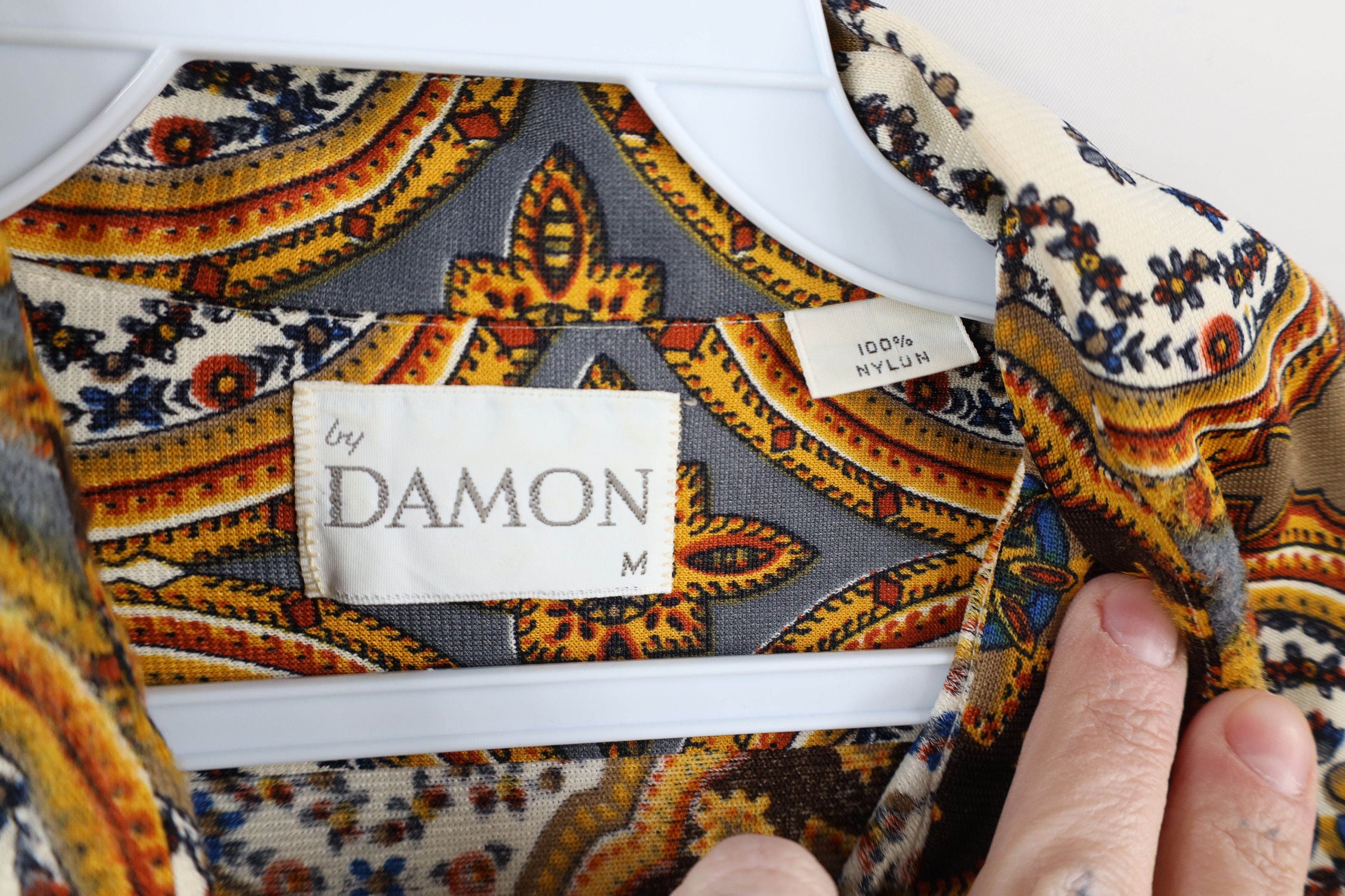 Vintage Vintage 60 70s Streetwear Tapestry Knit Button Shirt USA Size US M / EU 48-50 / 2 - 8 Thumbnail