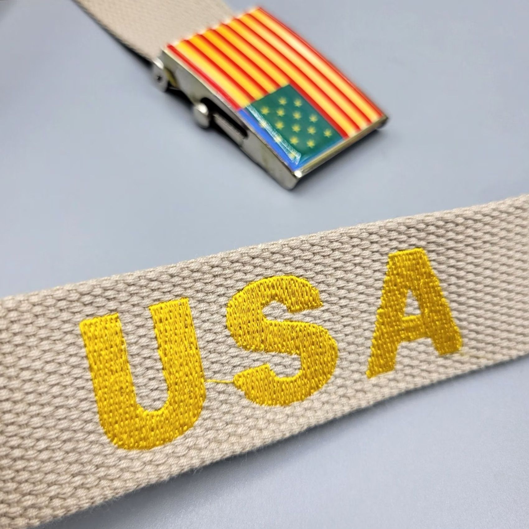 Vintage USA Flag Belt Canvas Adjustable Metal Buckle 42" Long Embroidered Beige Unisex Adults Men Women Shirts? Size 42 - 4 Thumbnail