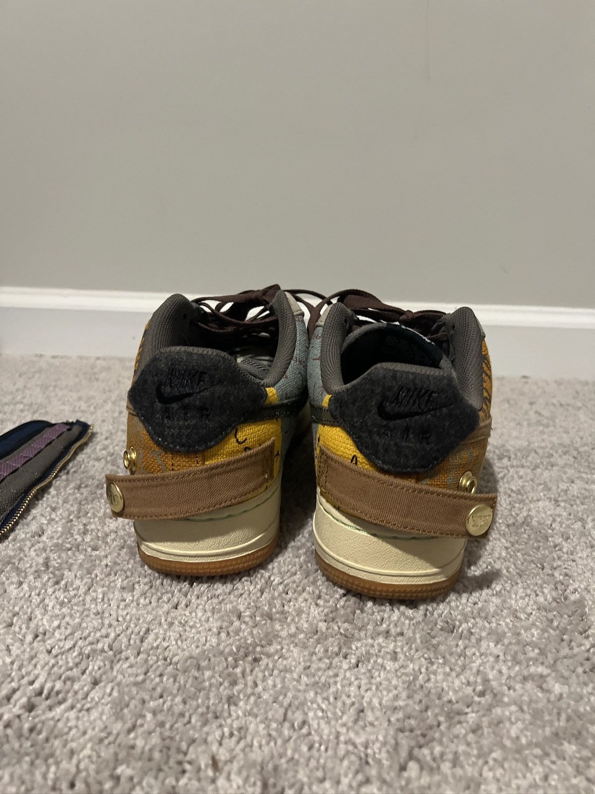 Nike × Travis Scott Cactus Jack Air Force 1 Size US 10.5 / EU 43-44 - 5 Thumbnail
