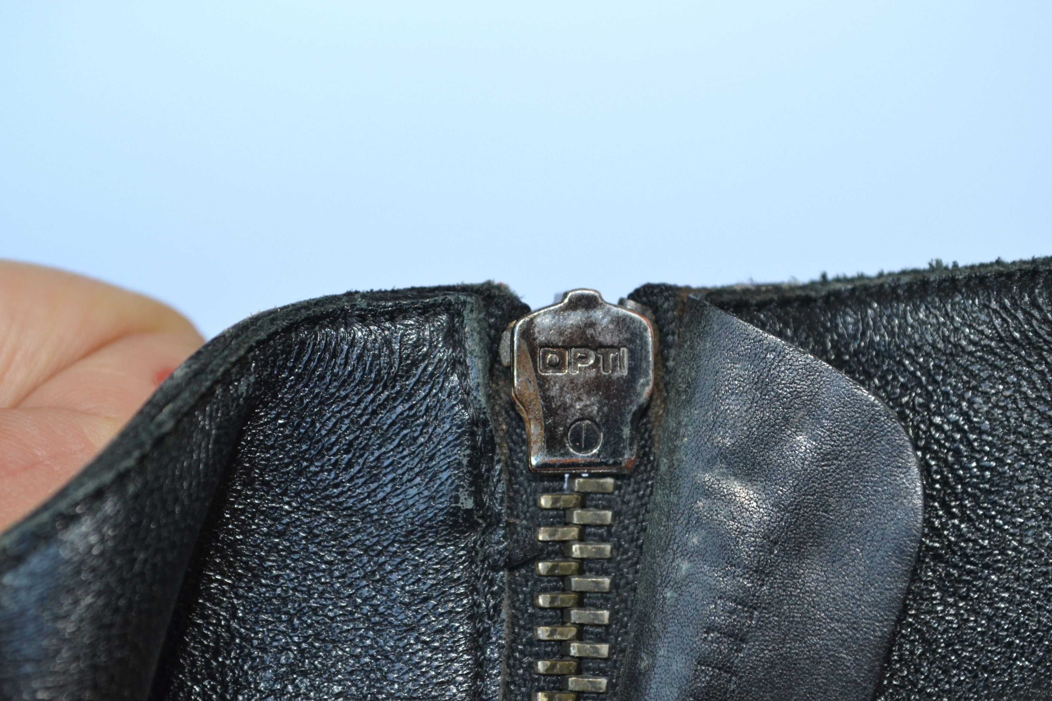 Prada PRADA Boots Leather Black Zip Logo 1999 Vintage Size 41 Size US 11 / IT 41 - 18 Thumbnail