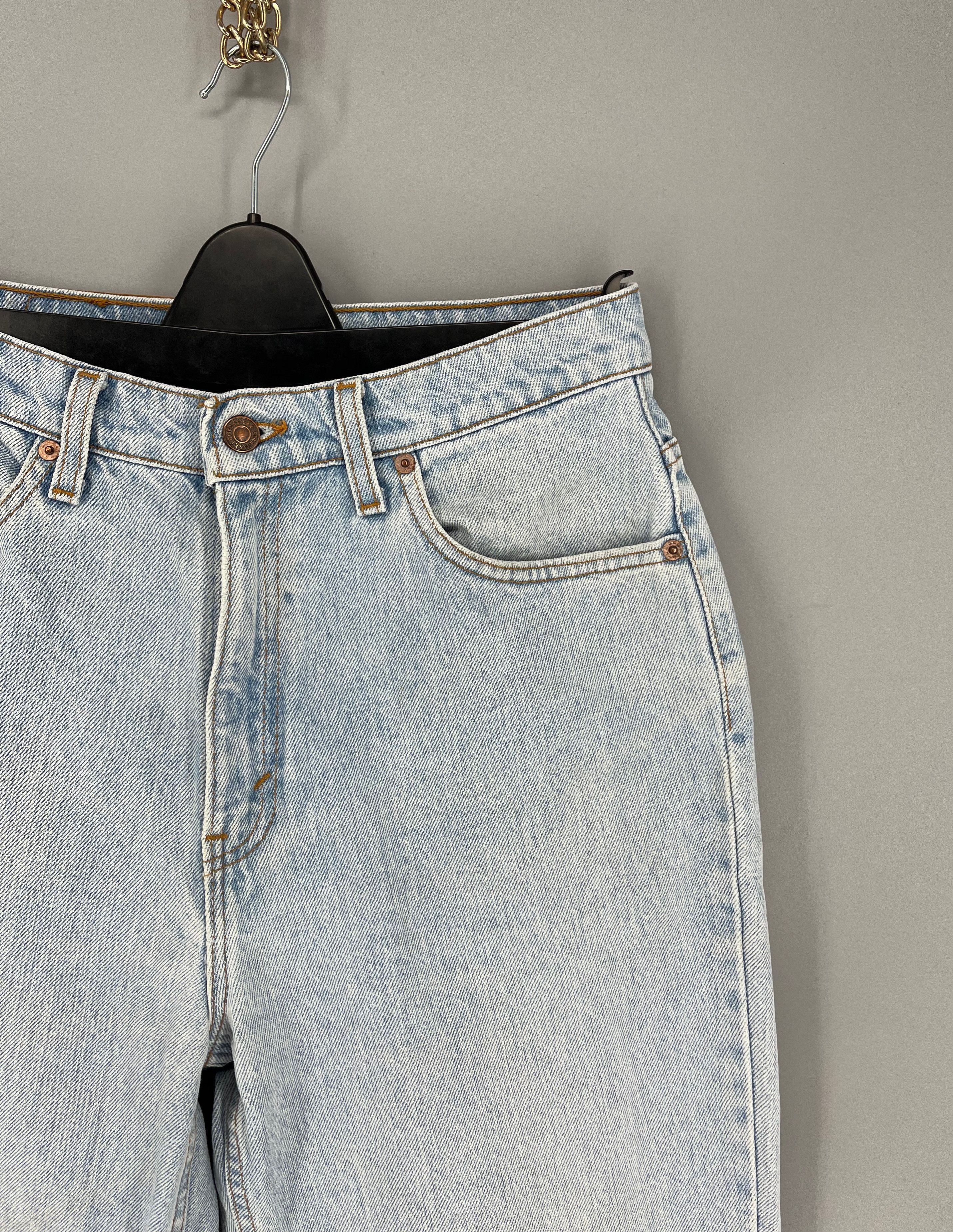 Levi's Vintage Levi’s 512 Slim Fit Straight Leg Light Blue Jeans Size US 30 / EU 46 - 4 Thumbnail