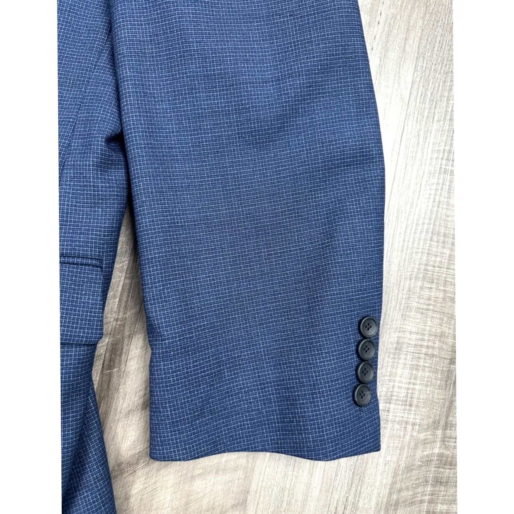 Jos. A. Bank Jos. A. Bank Traveller Tech Tailored Fit Wool Sport Coat Blazer 42R Navy Mens Blazer Wool 71% 25% Elastane 4% Regular 2 Piece Vintage Style 90s none Size 42R - 4 Thumbnail