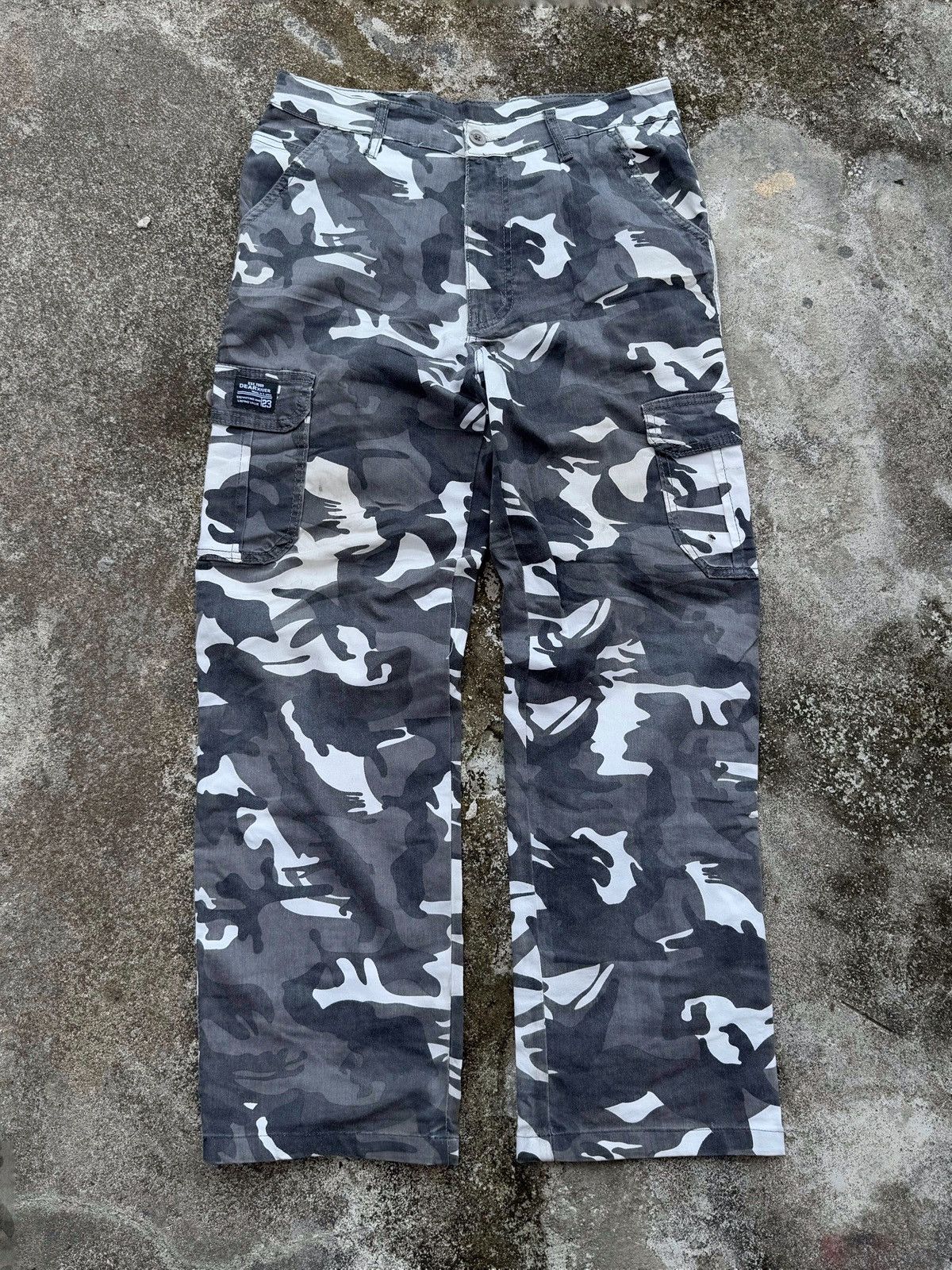 If Six Was Nine × Japanese Brand × Le Grande Bleu (L.G.B.) japanese brand 5km camo cargo pants Size US 30 / EU 46 - 1 Thumbnail