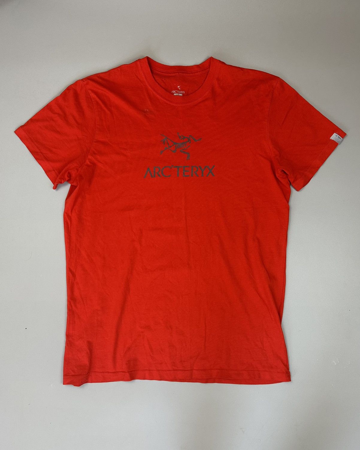 Arc'teryx Basic Red Tee Arc'Teryx big logo Size US L / EU 52-54 / 3 - 1 Thumbnail