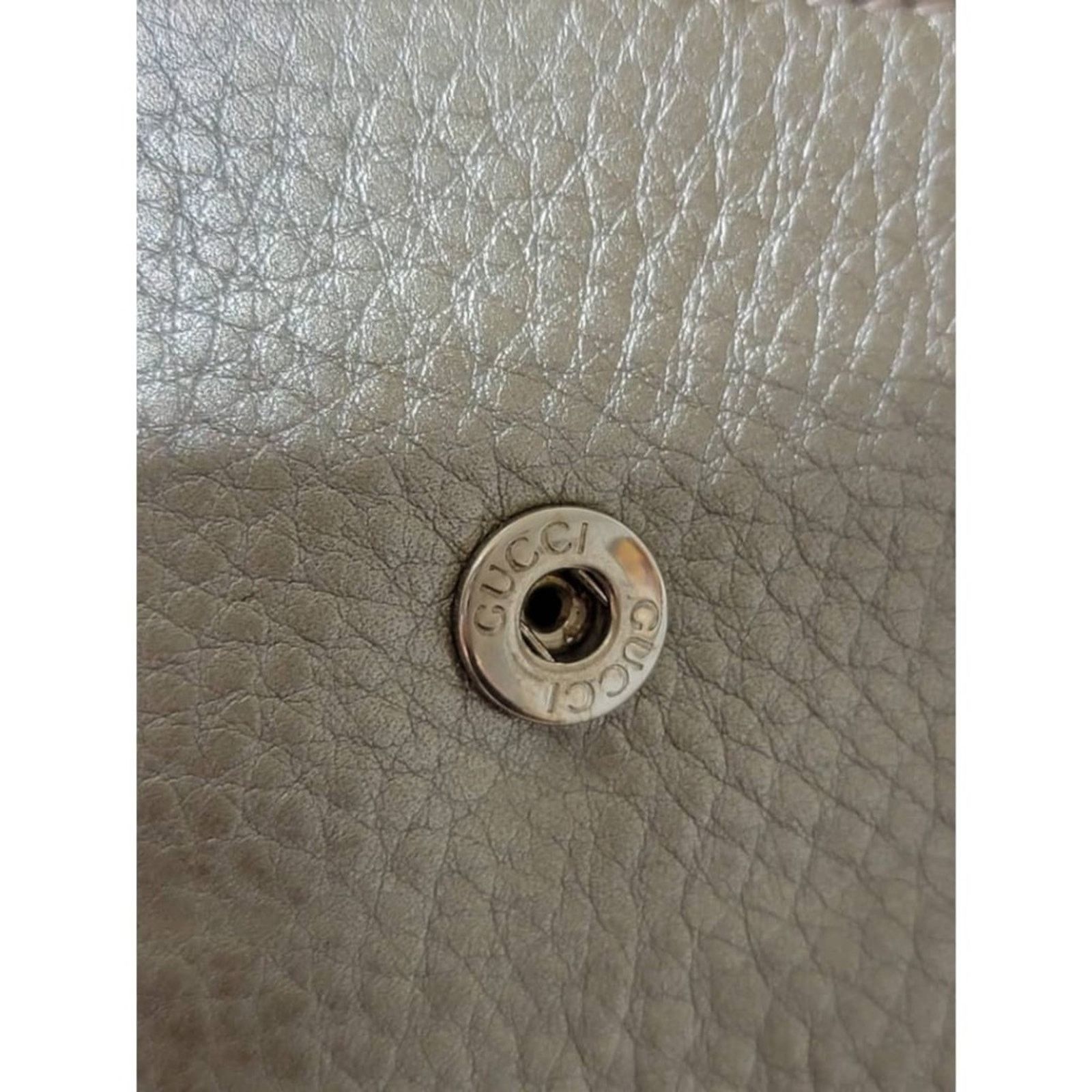 Gucci Authentic Gucci Lovely Heart Wallet Gold Size ONE SIZE - 10 Thumbnail