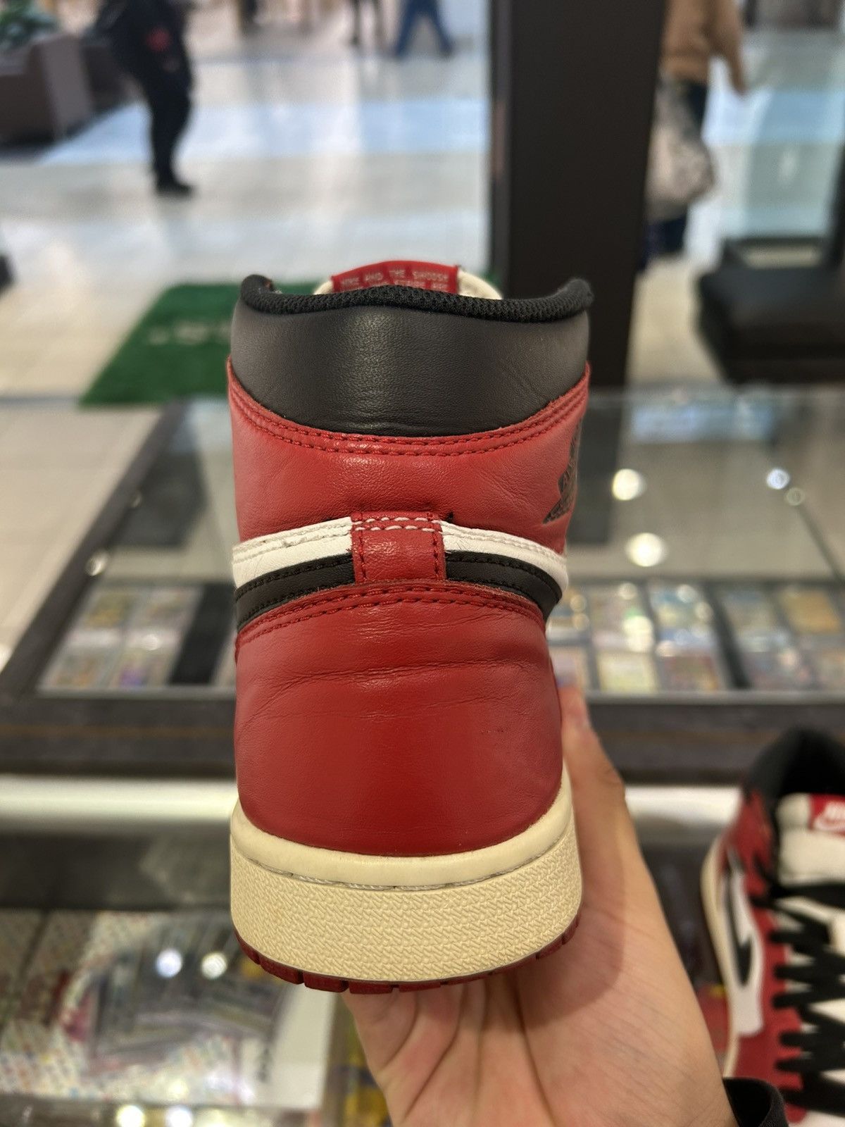 Jordan Brand Jordan 1 chicago 2015 Size US 8 / EU 41 - 10 Thumbnail