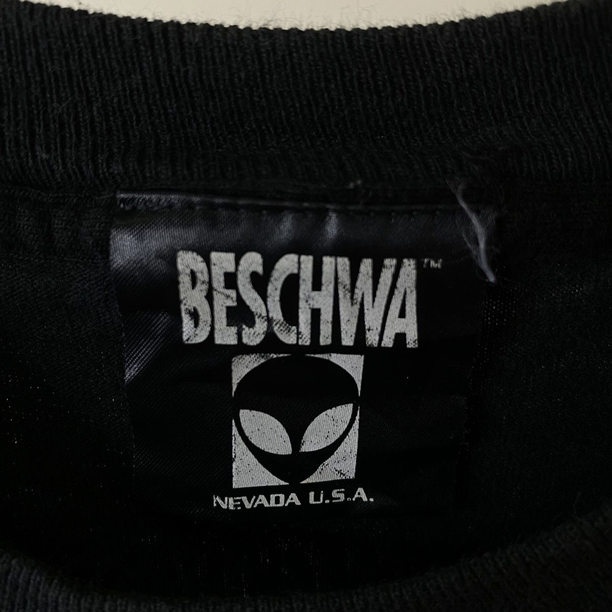 Vintage 1990s Beschwa Alien Workshop Skateboard Skater T Shirt Size US L / EU 52-54 / 3 - 3 Thumbnail