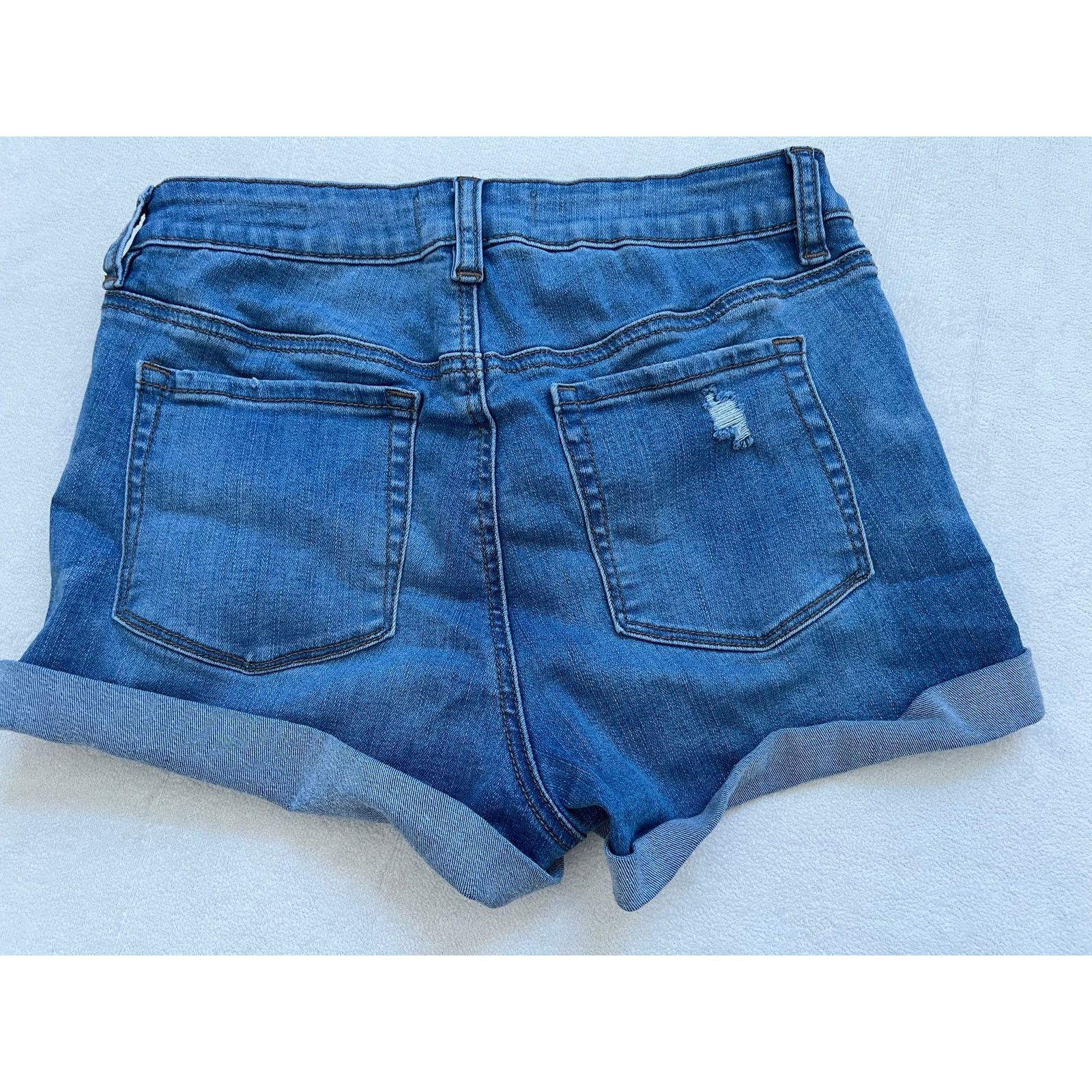 Pacsun Pacsun Super Stretch Shortie Mid-Rise Denim Shorts Size 28 Size 28" / US 6 / IT 42 - 3 Thumbnail