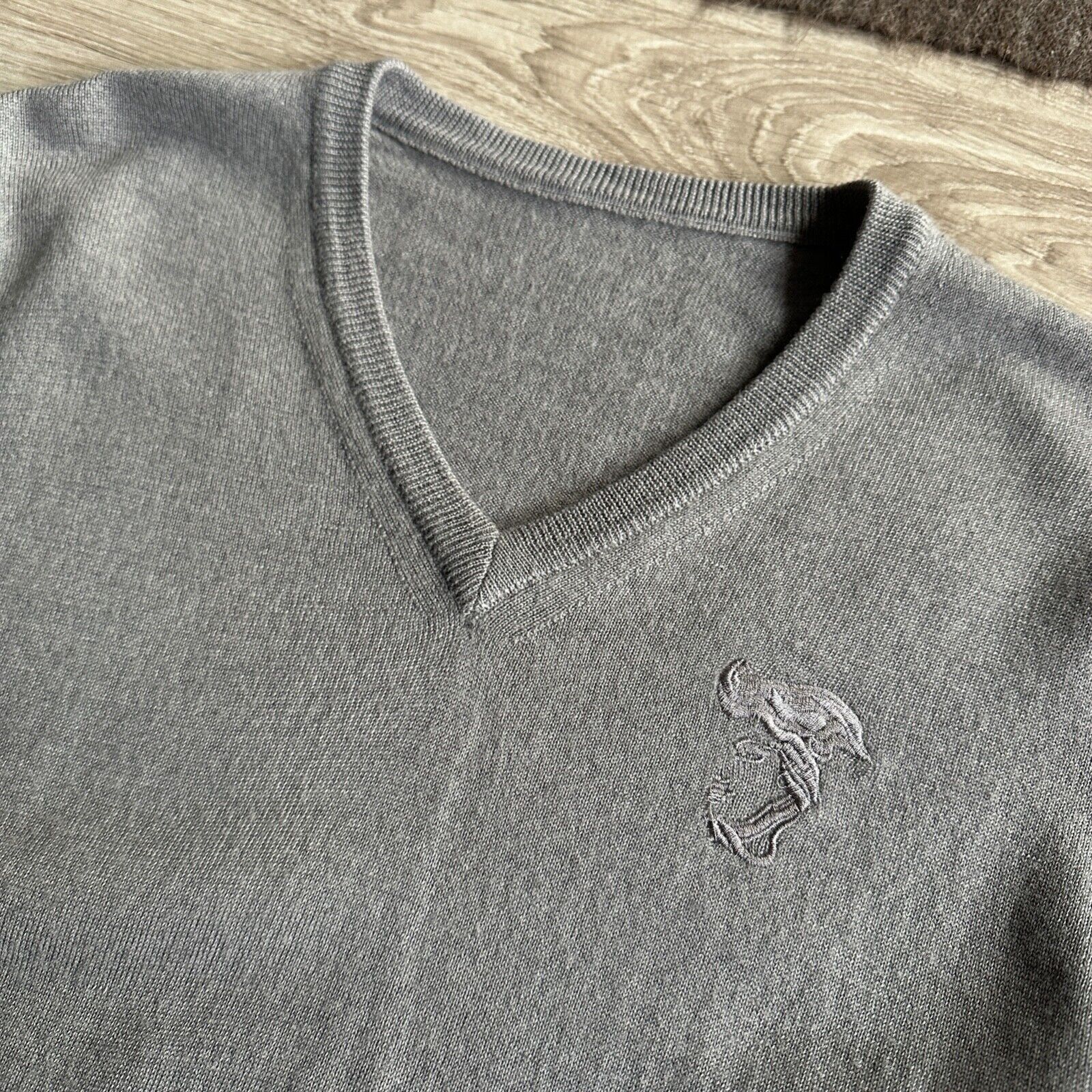 Versace Versace Wool V Neck Jumper Sweater 8531AC Size US S / EU 44-46 / 1 - 2 Thumbnail
