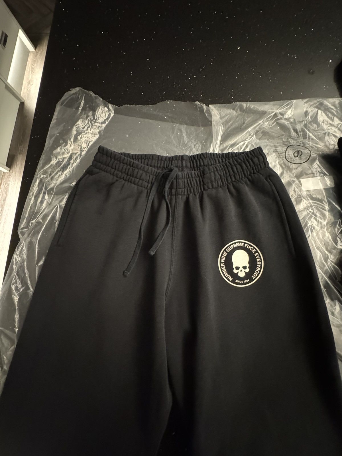Number (N)ine × Supreme Supreme®/Number (N)ine sweatshirt + Drawstring Sweatpant Size US S / EU 44-46 / 1 - 6 Thumbnail