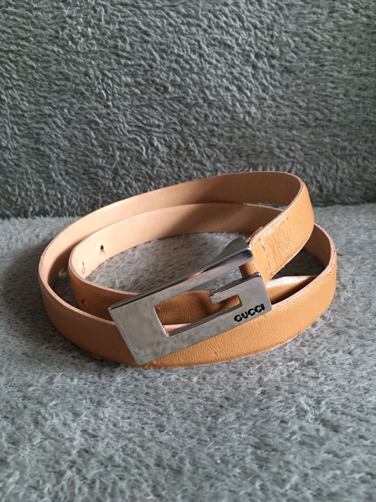 Gucci Gucci Belt Leather Beige G Logo Buckle Vintage Sz 36/90 Size ONE SIZE - 1 Thumbnail