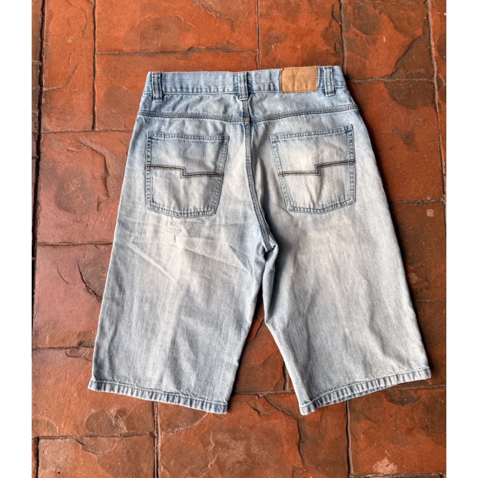 Denime VINTAGE LL Cool J Baggy Denim Shorts Men’s 32 Blue Jorts Hip-Hop 90s Grunge Retro Bermuda Denim Shorts Men’s 32 Blue Size US 32 / EU 48 - 3 Thumbnail