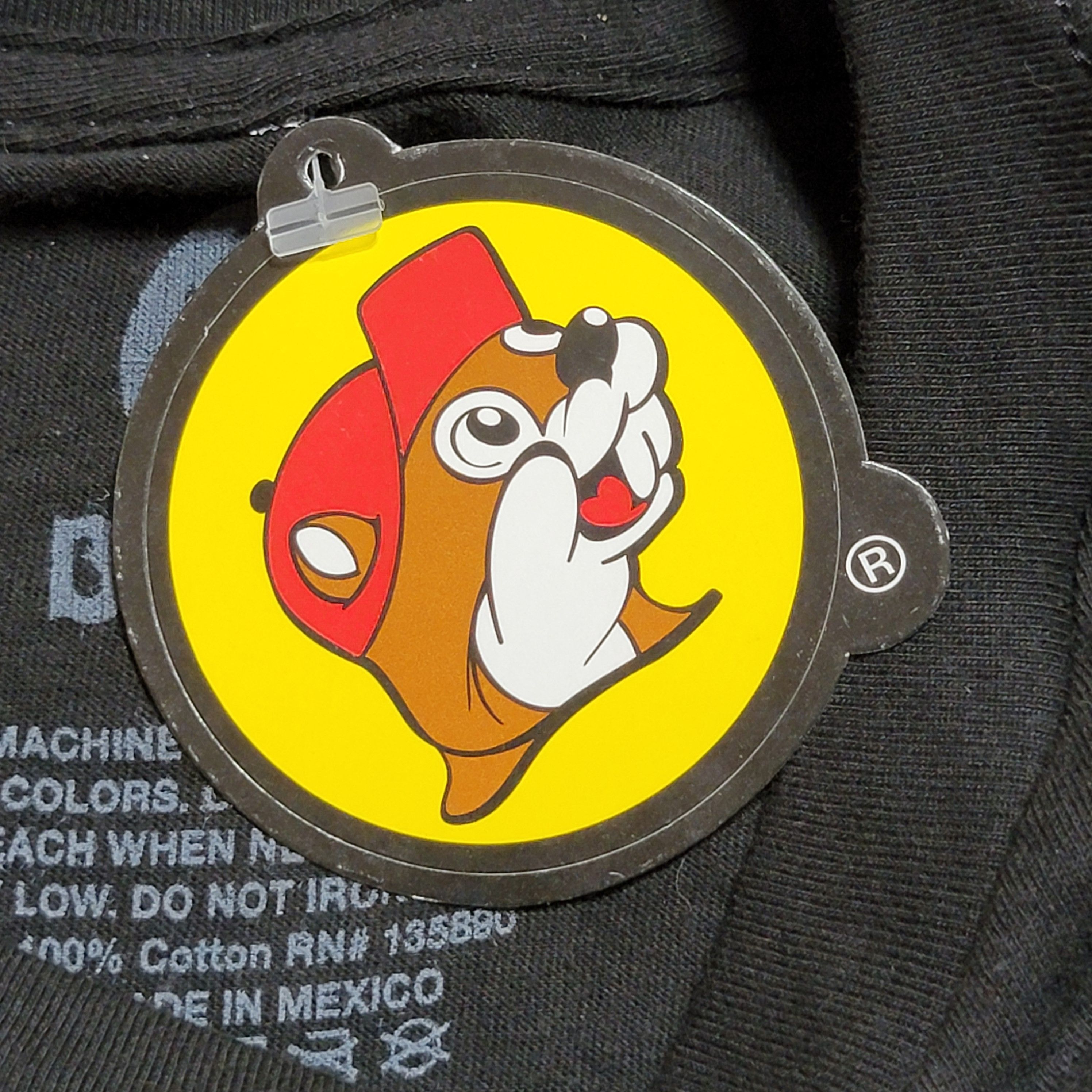 Other Buc-ee's Graphic SS Tee B&W "The Beaver" - Size XL NWT Size US XL / EU 56 / 4 - 5 Thumbnail