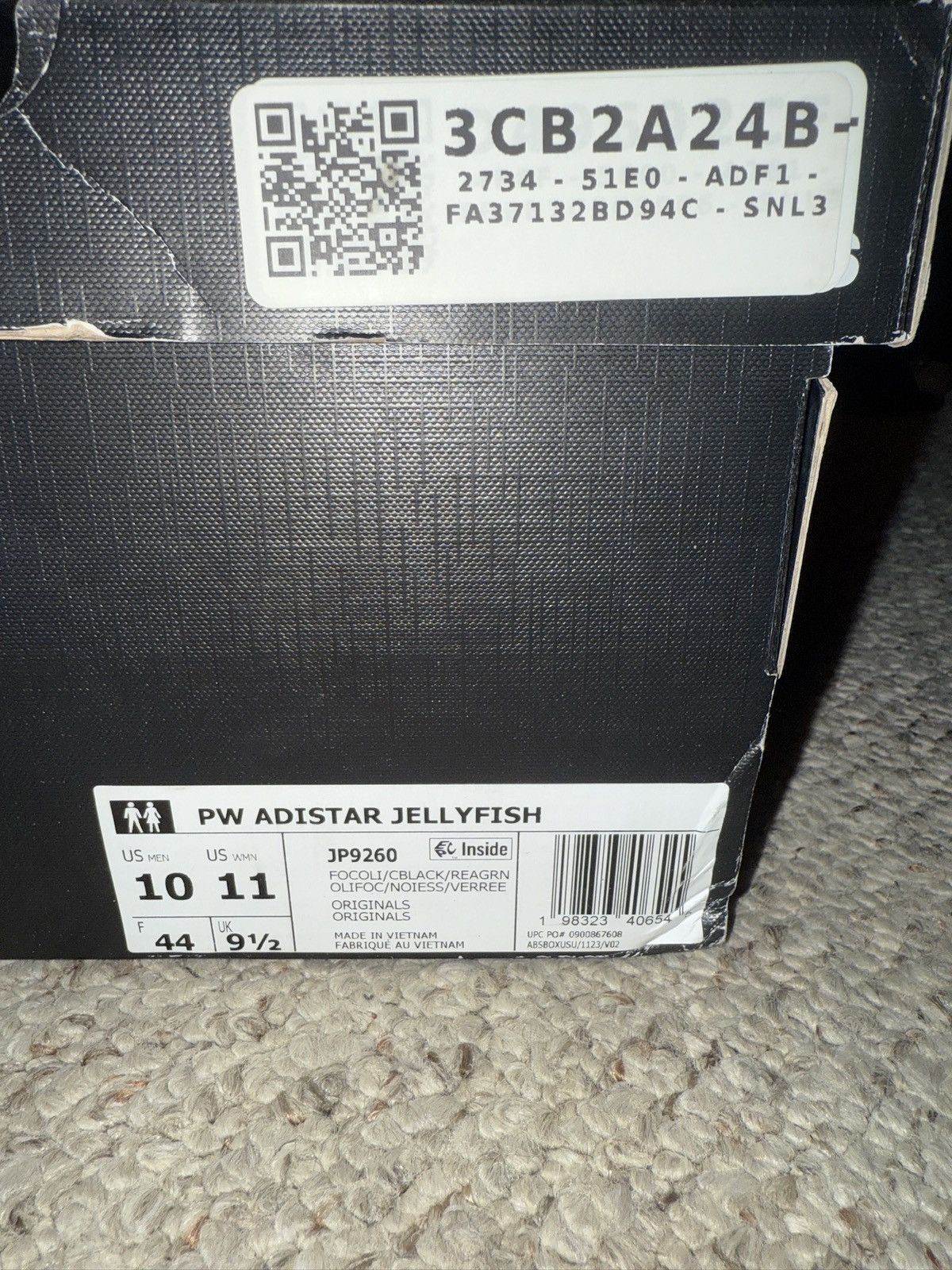 Adidas × Pharrell Jellyfish Adistar Size US 10 / EU 43 - 9 Thumbnail