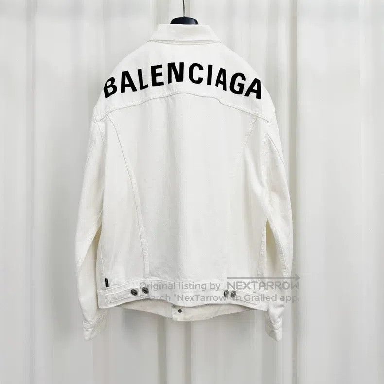 Balenciaga Balenciaga Embroidered Letter White Denim Jacket Size US S / EU 44-46 / 1 - 2 Thumbnail
