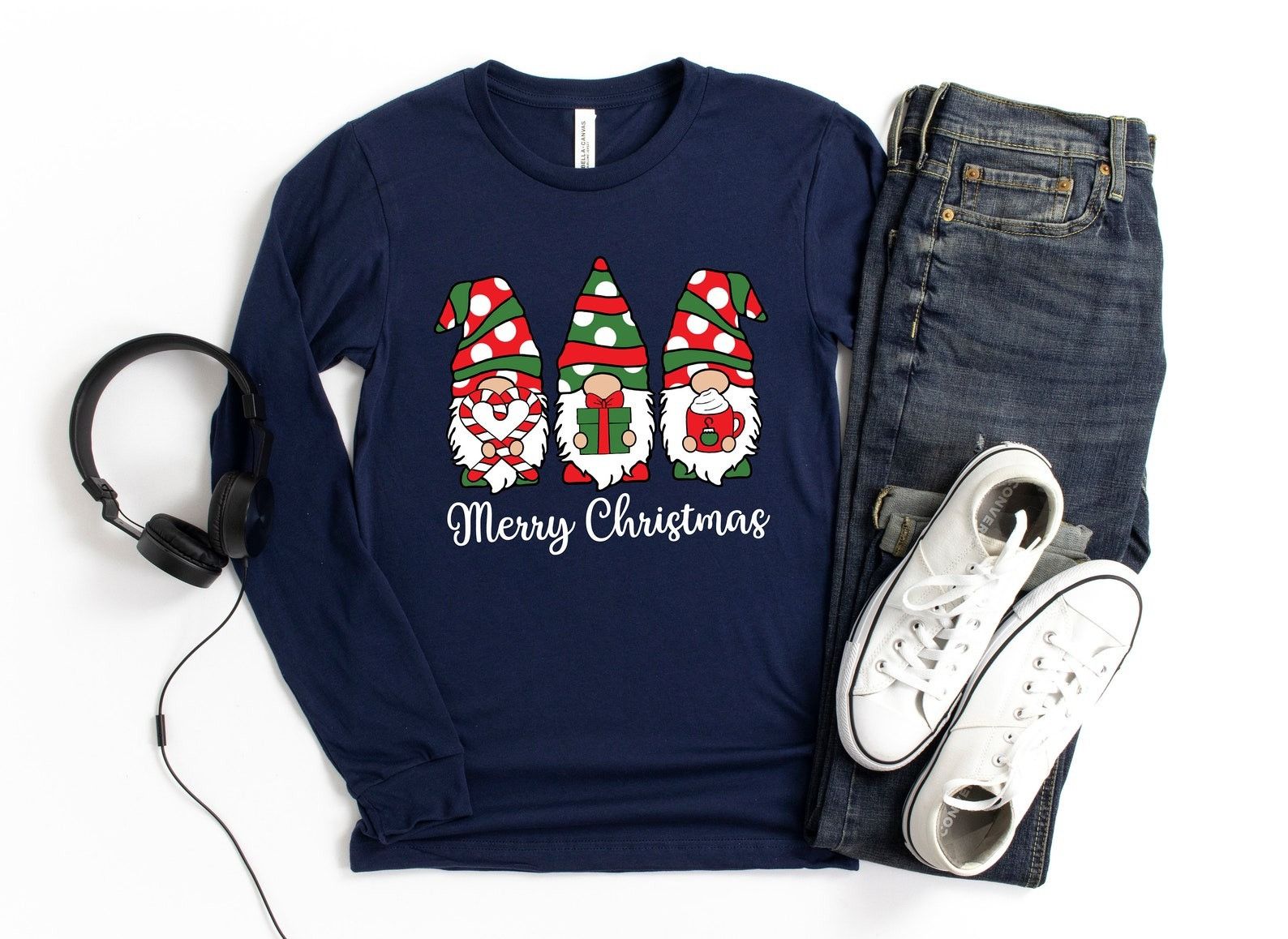 Designer × The Unbranded Brand Merry Christmas Sweatshirt,Christmas Gnomes Sweatshirt Size XL / US 12-14 / IT 48-50 - 1 Thumbnail
