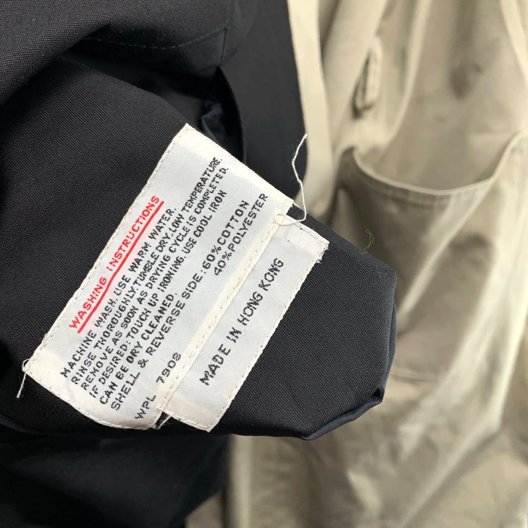 Rains VINTAGE Rain Shedder Trench Coat Womens 11/12 Black Beige Belted Size XL / US 12-14 / IT 48-50 - 5 Thumbnail