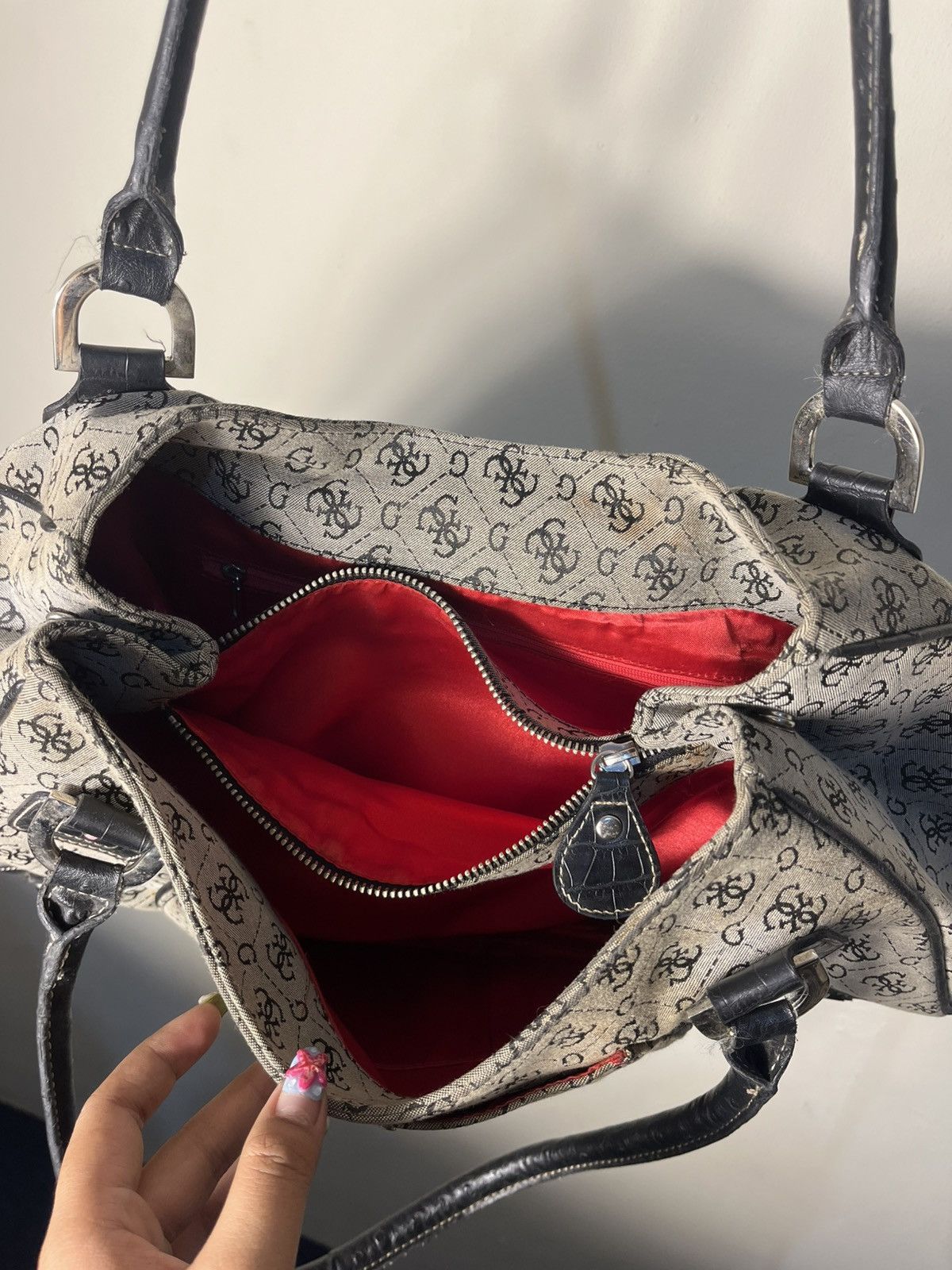 Guess Vtg guess buckled bag Size ONE SIZE - 9 Thumbnail