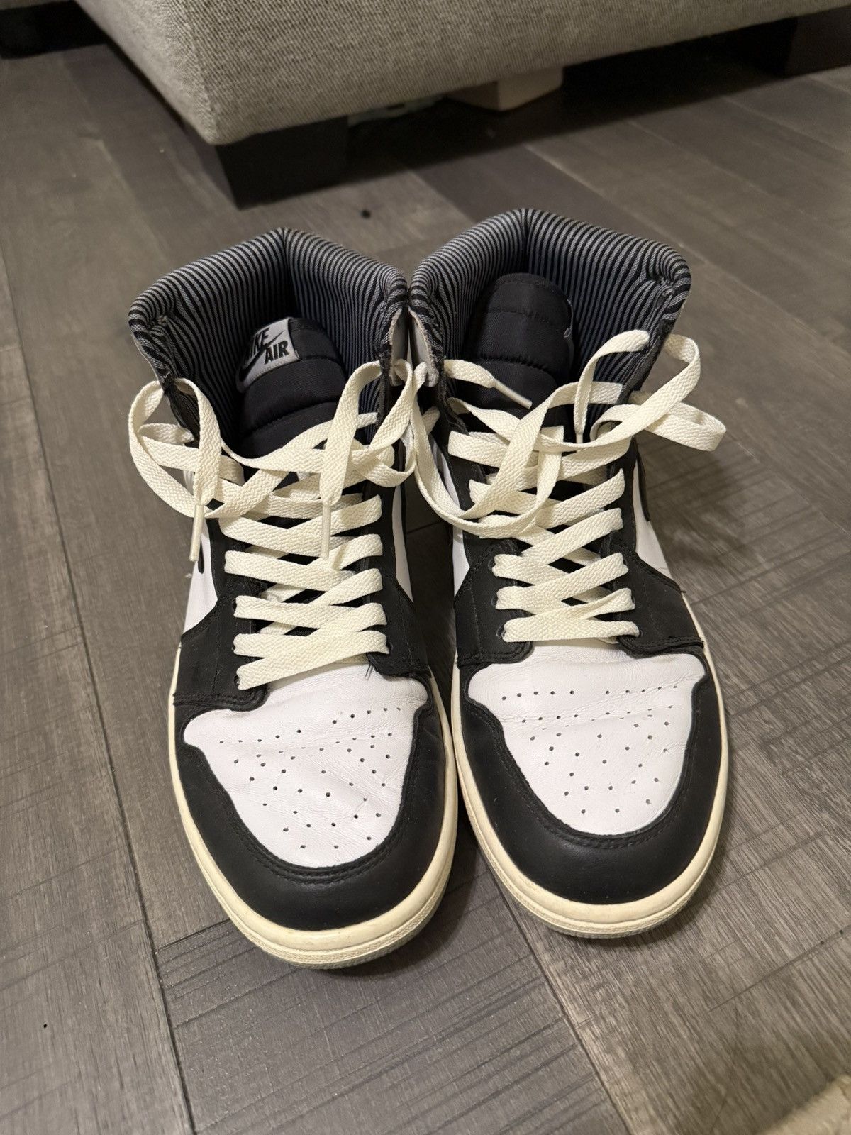 Jordan Brand × Nike Jordan 1 High Baron Size US 10 / EU 43 - 2 Thumbnail
