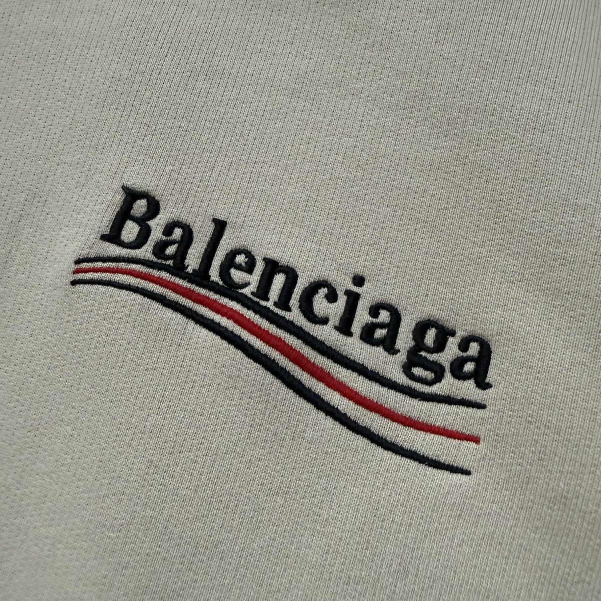 Balenciaga Balenciaga Embroidered Campaign Logo Hoodie Size US XL / EU 56 / 4 - 2 Thumbnail