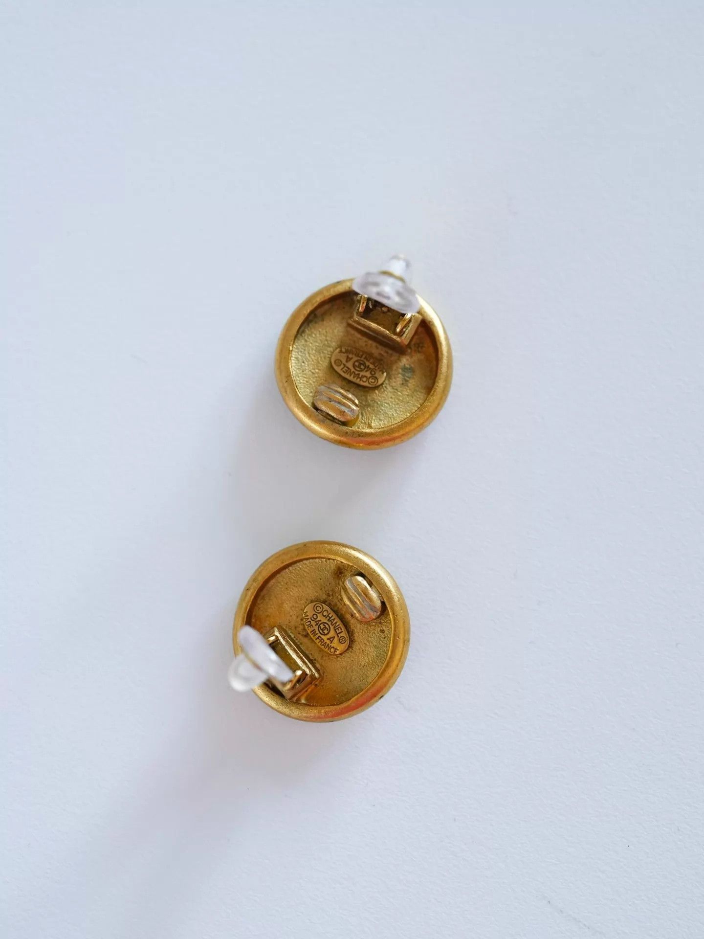 Chanel Chanel Vintage Button Ear Clip Women's 21mm Versatile Fresh Size ONE SIZE - 3 Thumbnail