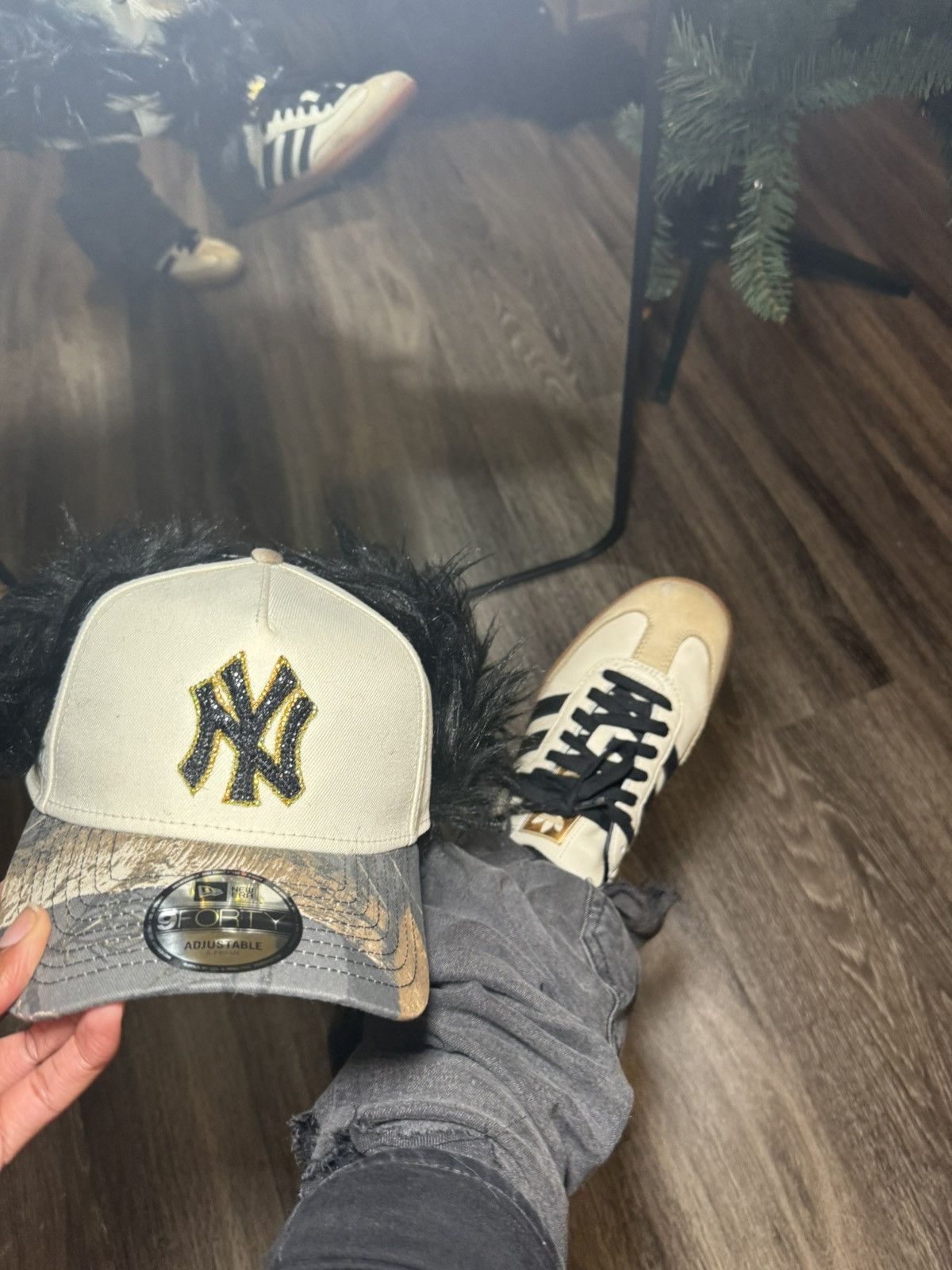 New Era NEW ERA EMBELLISHED ADJUSTABLE CAMO FUR NY HAT Size ONE SIZE - 2 Thumbnail
