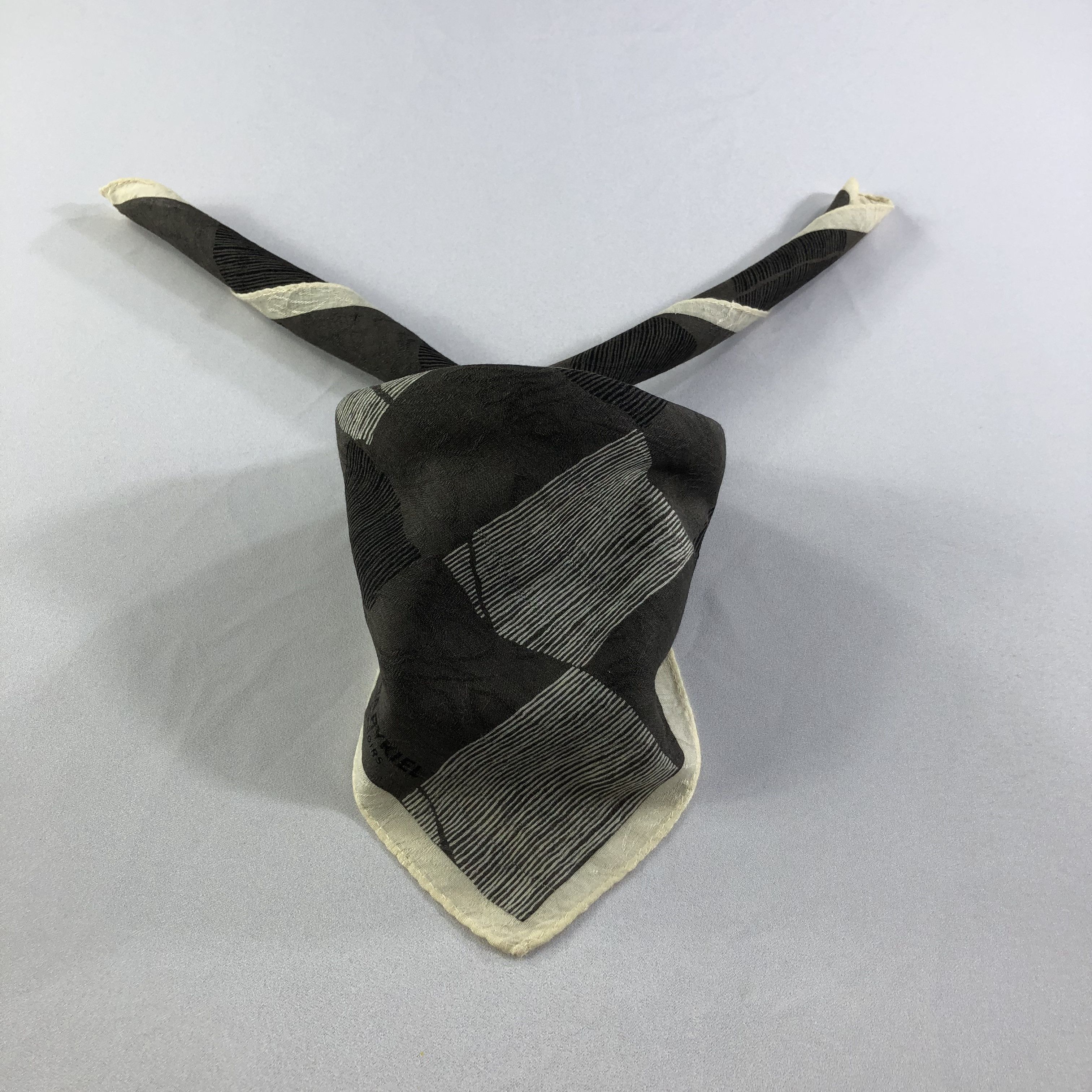 Sonia Rykiel Sonia Rykiel Handkerchief Neckerchief Bandana H2061 Size ONE SIZE - 2 Thumbnail