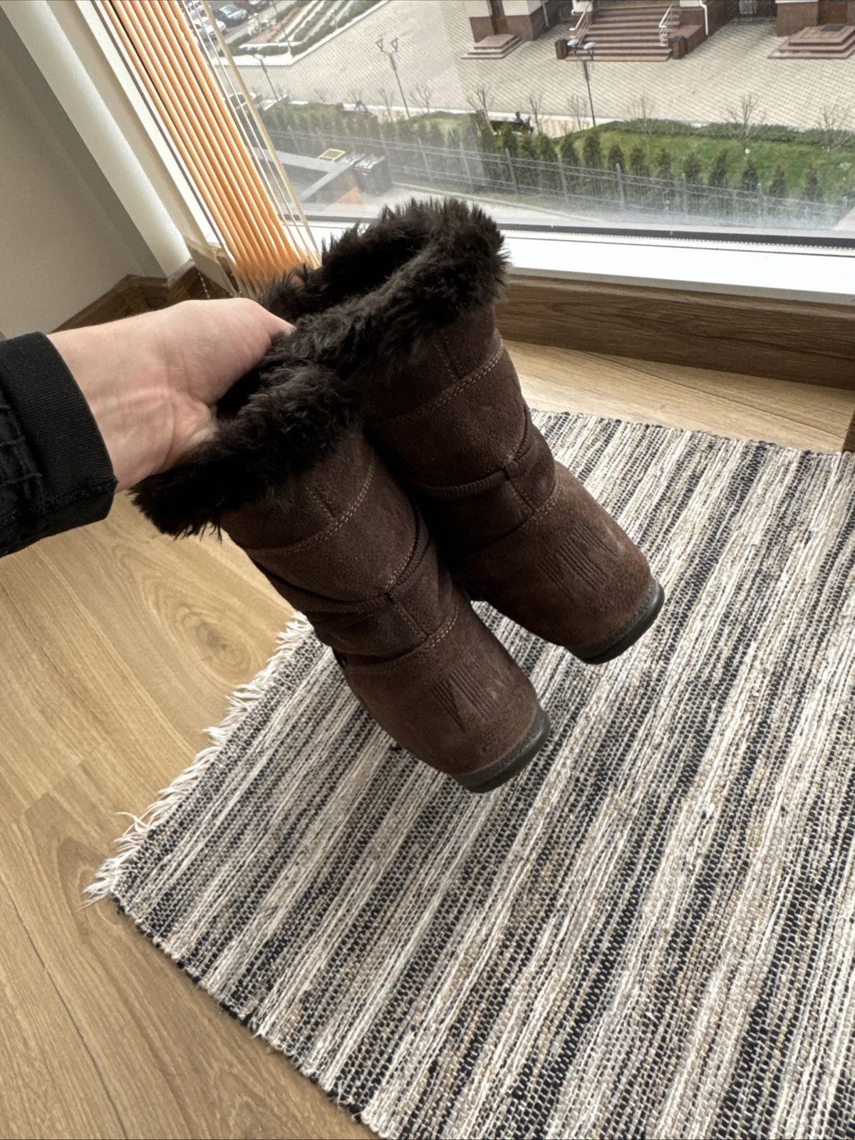 Moon Boot Moon Boot Suede Vintage Brown Hype Y2K Shoes Snow Boots Size US 6 / IT 36 - 12 Thumbnail