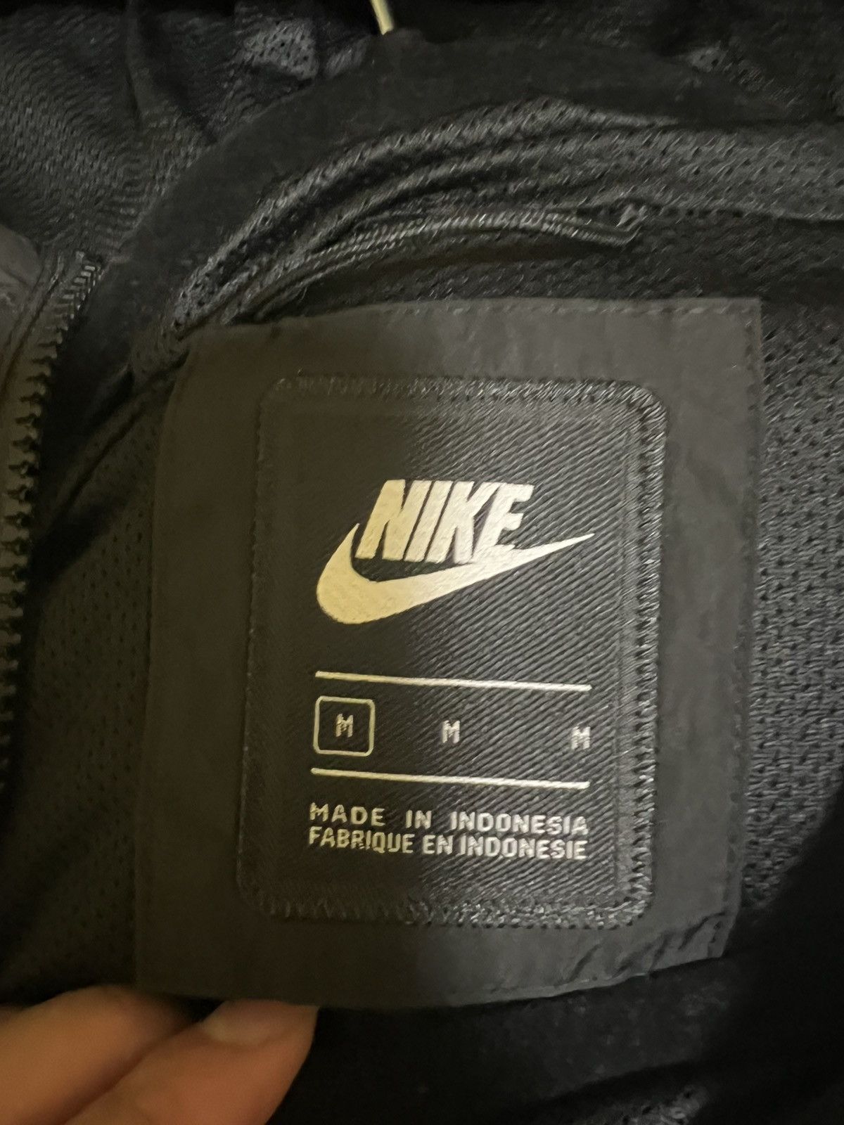 Nike Triple Black Nike Windrunner HD Hooded Jacket(M) Size US M / EU 48-50 / 2 - 4 Thumbnail
