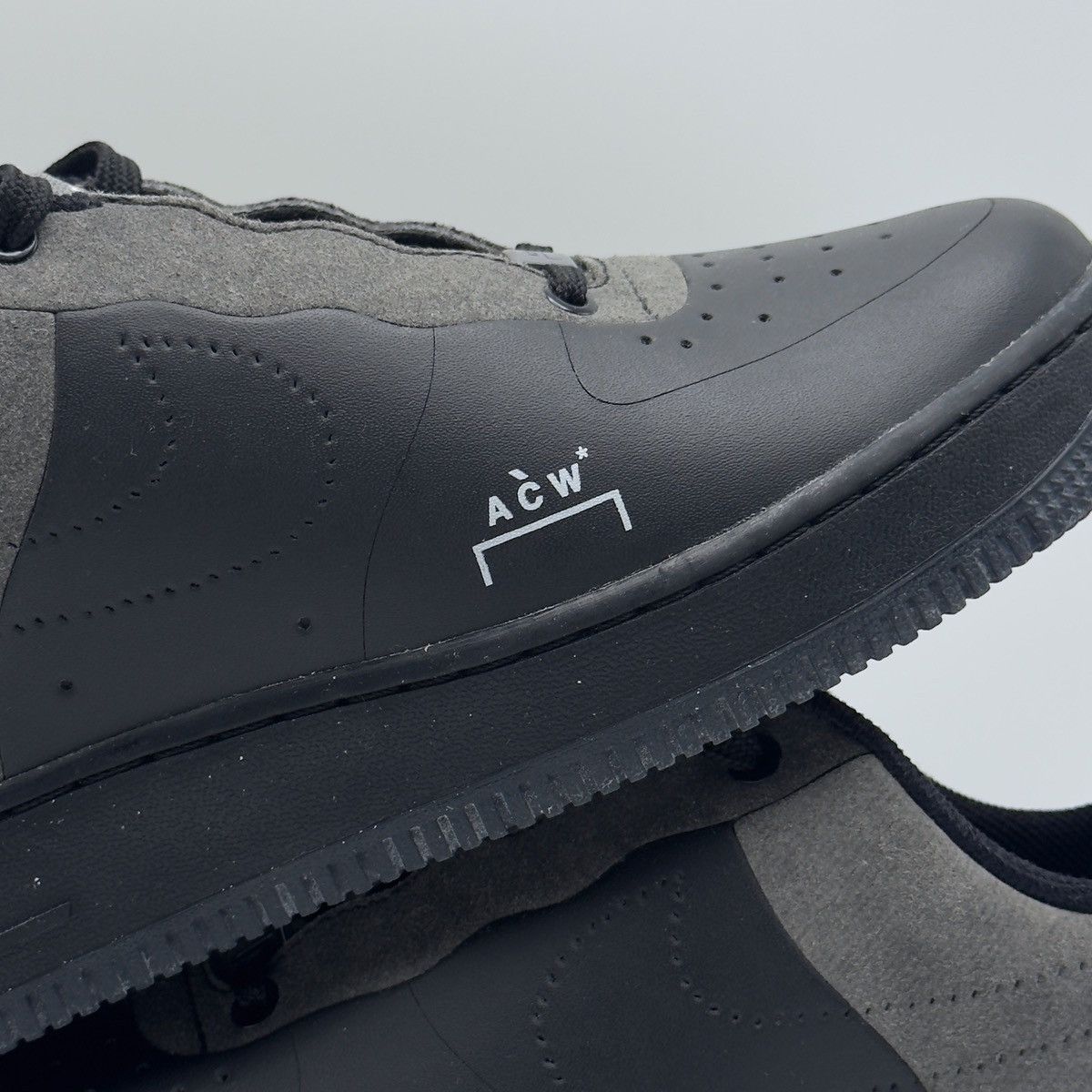 A-COLD-WALL* × Nike Nike x ACW Air Force 1 Low Black 2018 Size US 6.5 / IT 36.5 - 3 Thumbnail