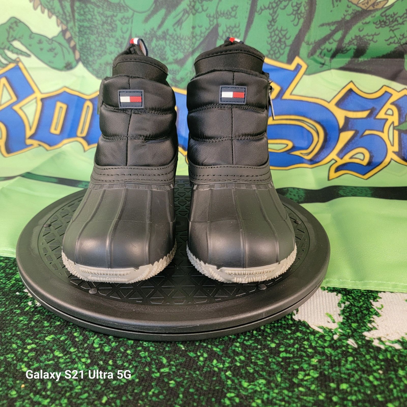 Tommy Hilfiger Tommy Hilfiger Womens Roana Black Winter & Snow Boots 7 Med Size US 7 / IT 37 - 6 Thumbnail