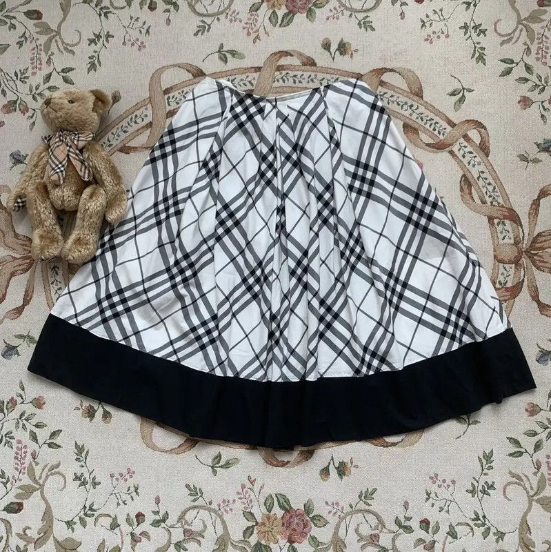 Burberry Burberry White Cotton Plaid Skirt Size 24" / US 00 / IT 34 - 1 Thumbnail