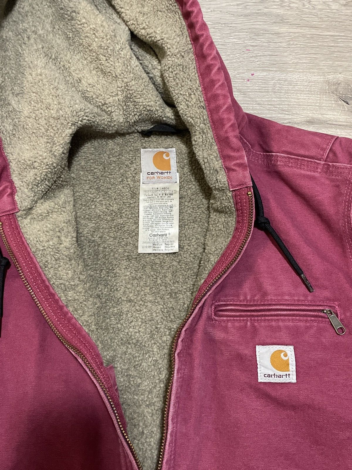 Carhartt × Carhartt Wip × Vintage 1990s FADED PINK CARHARTT WIP DETROIT HOODED WORK JACKET Size US M / EU 48-50 / 2 - 3 Thumbnail