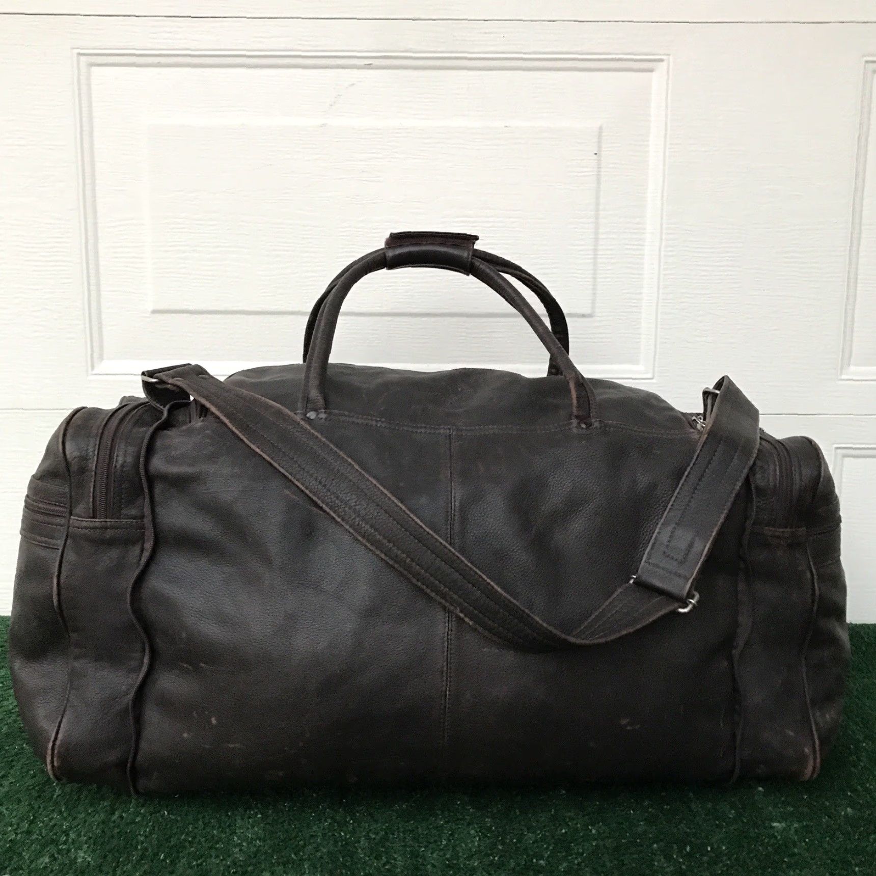 Vintage VINTAGE CCB Crafts of Brazil Leather Duffle Bag XL Travel Weekender Luggage - Brown, Dark, Unisex Adult, 23" L x 13" H x 11" W, Leather, Duffel Size ONE SIZE - 5 Thumbnail