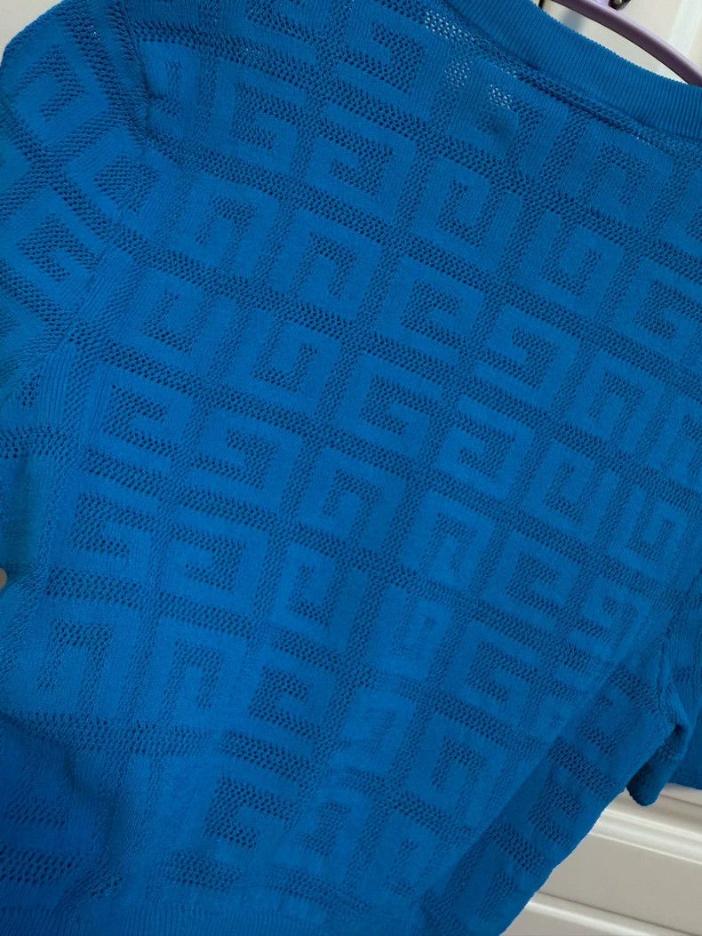 Givenchy Givenchy 4G Jacquard Knitted Women's T-Shirt (Purchased La Size S / US 4 / IT 40 - 6 Thumbnail