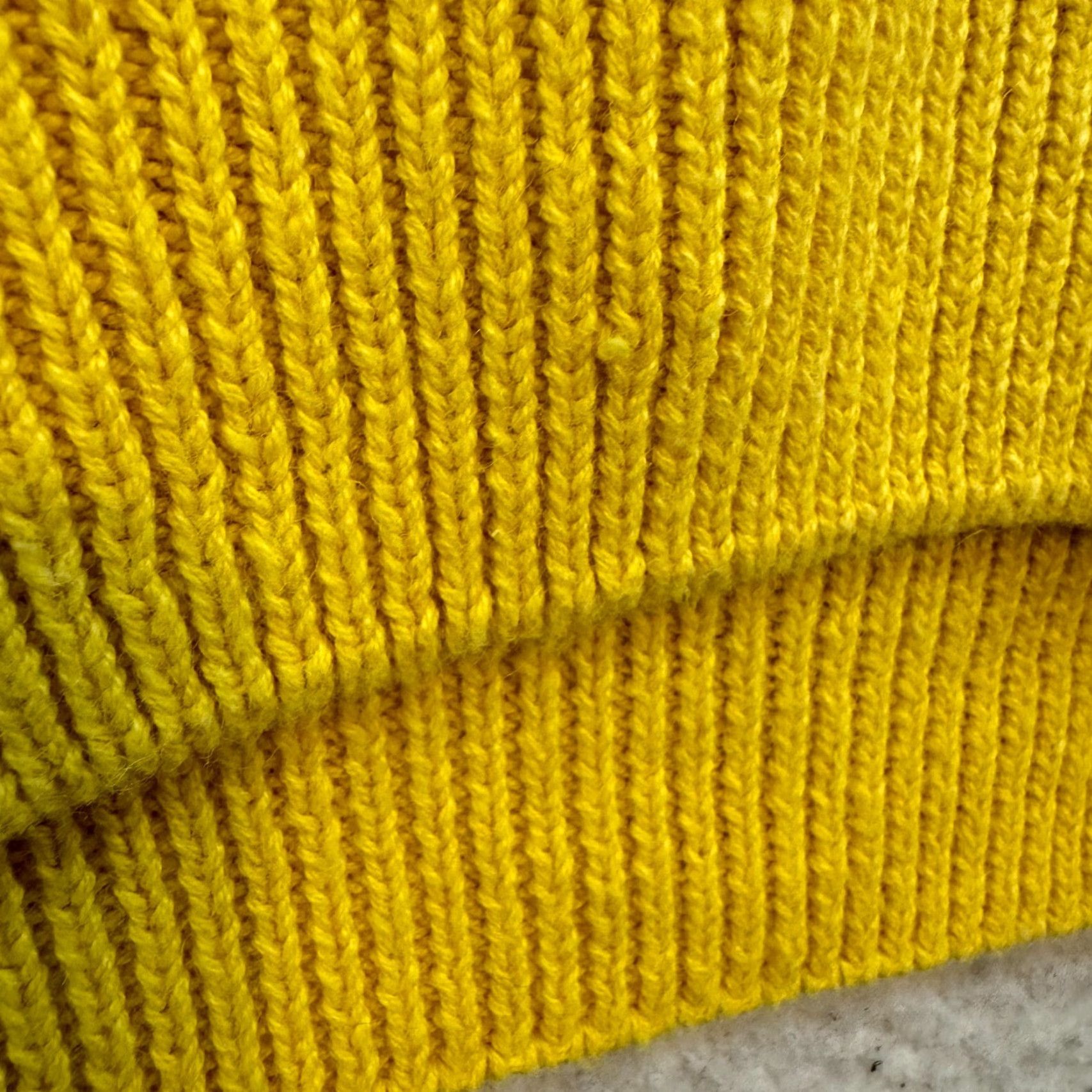 Vintage VINTAGE 90s Sweater Vest Womens S Yellow Knit Preppy Academia Petites S Medium? Size S / US 4 / IT 40 - 4 Thumbnail