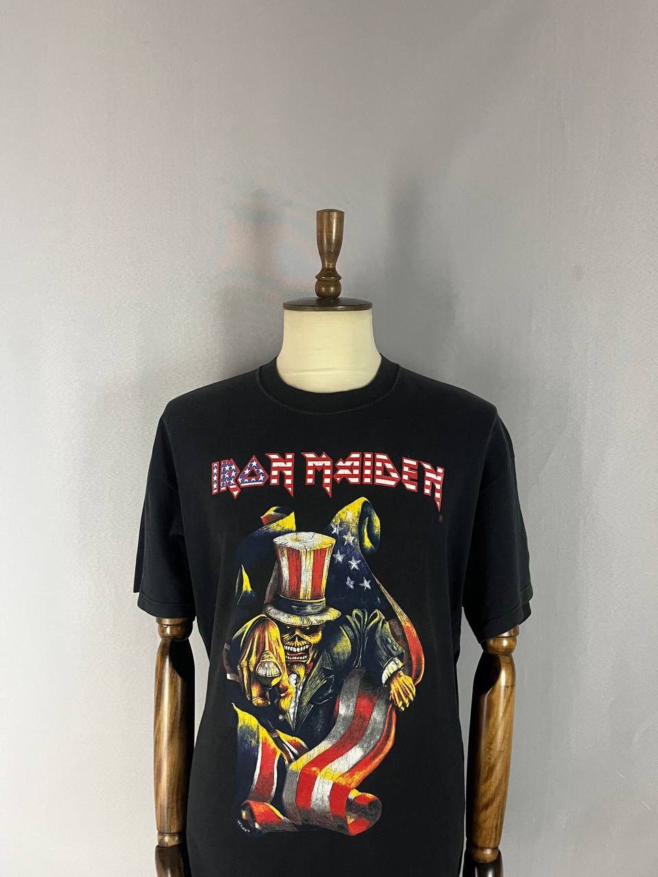 Iron Maiden Iron Maiden Tee T Shirt Vintage 2001 American Size US XL / EU 56 / 4 - 3 Thumbnail